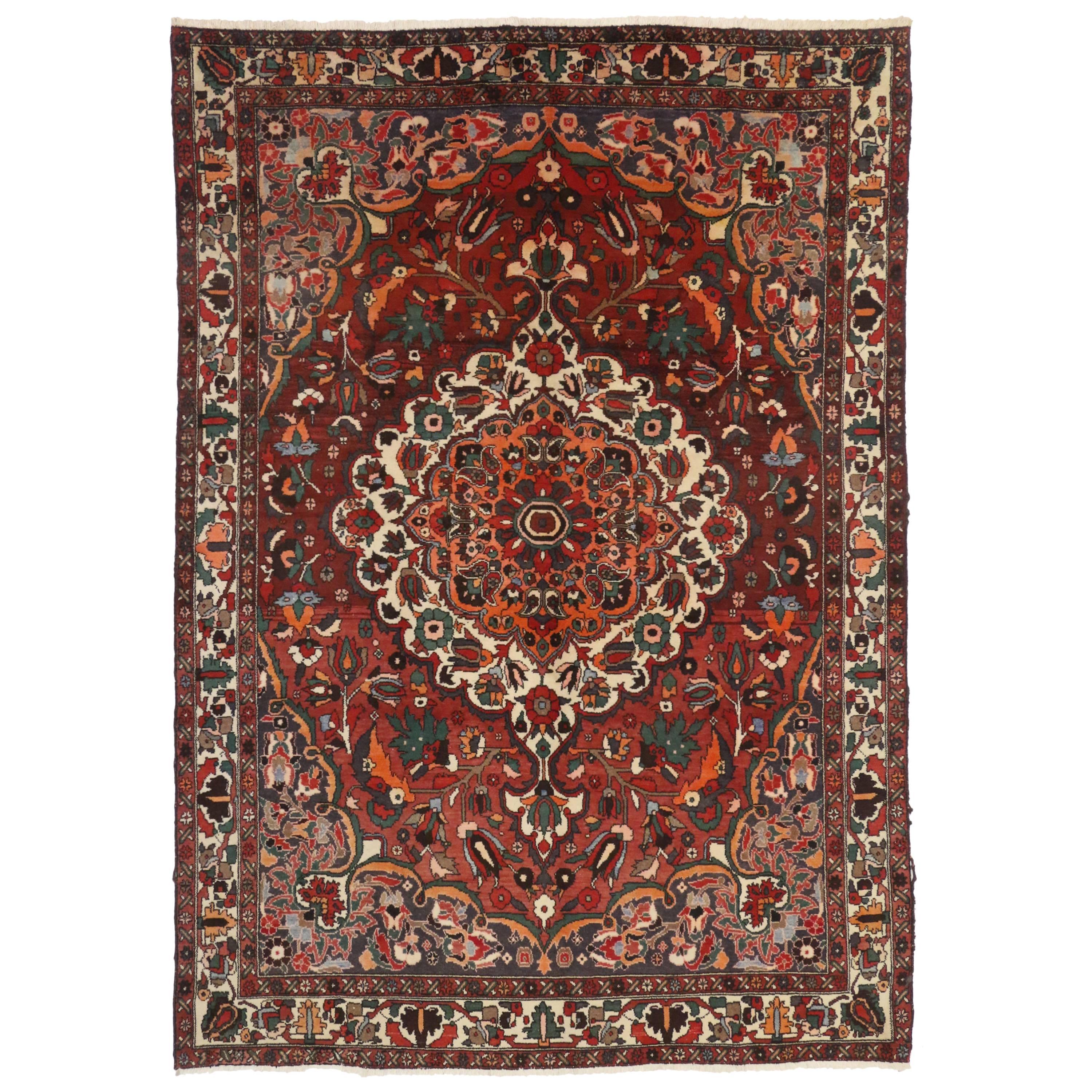 Vintage Persian Bakhtiari Rug with Traditional Style