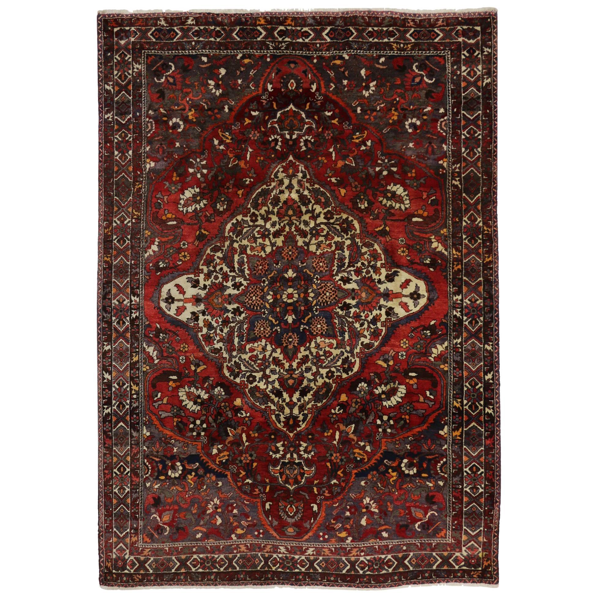 Vintage Persian Bakhtiari Rug with Traditional Style For Sale