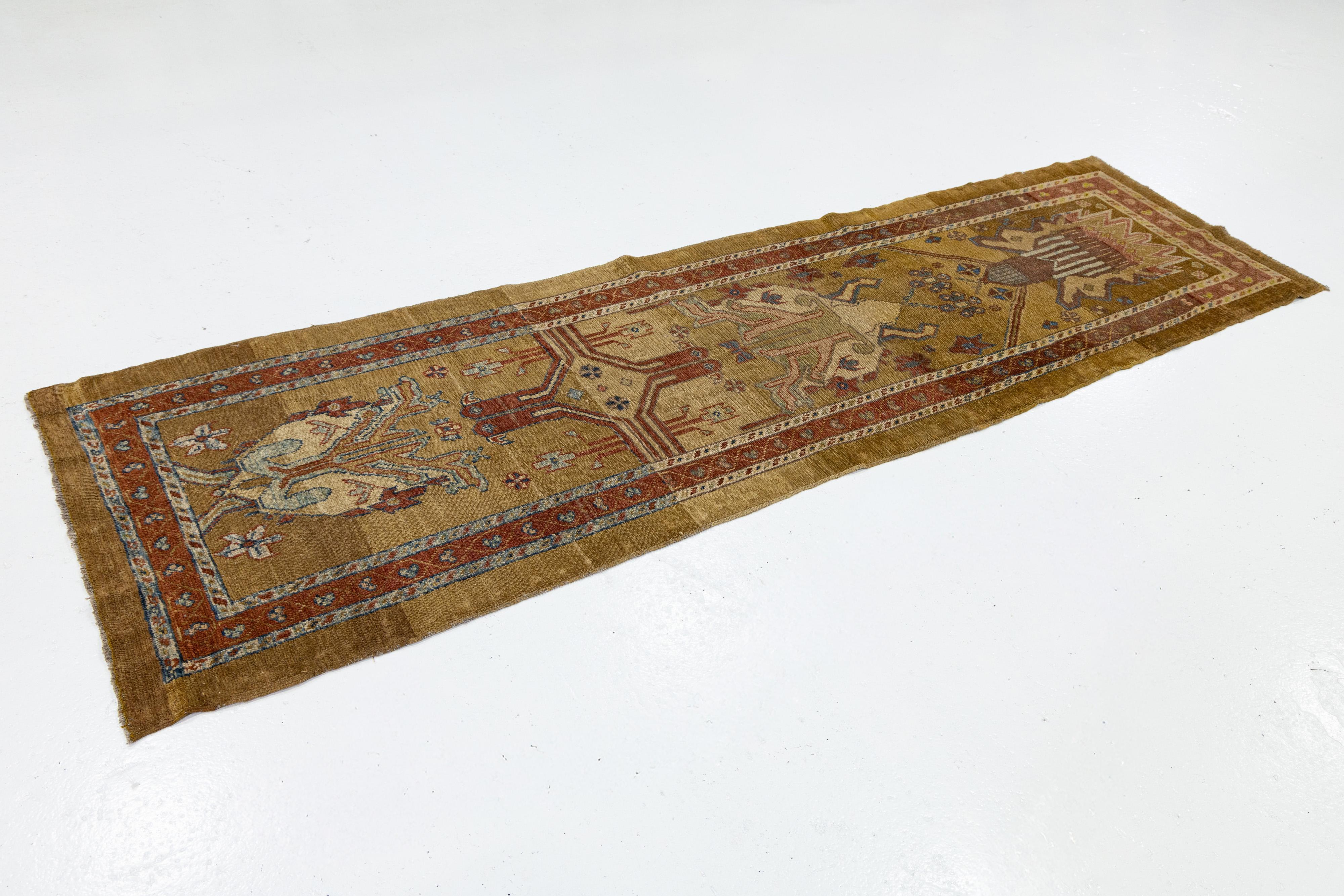 Vintage Persian Bakshaish Handmade Brown Wool Runner with Tribal Design im Zustand „Hervorragend“ im Angebot in Norwalk, CT