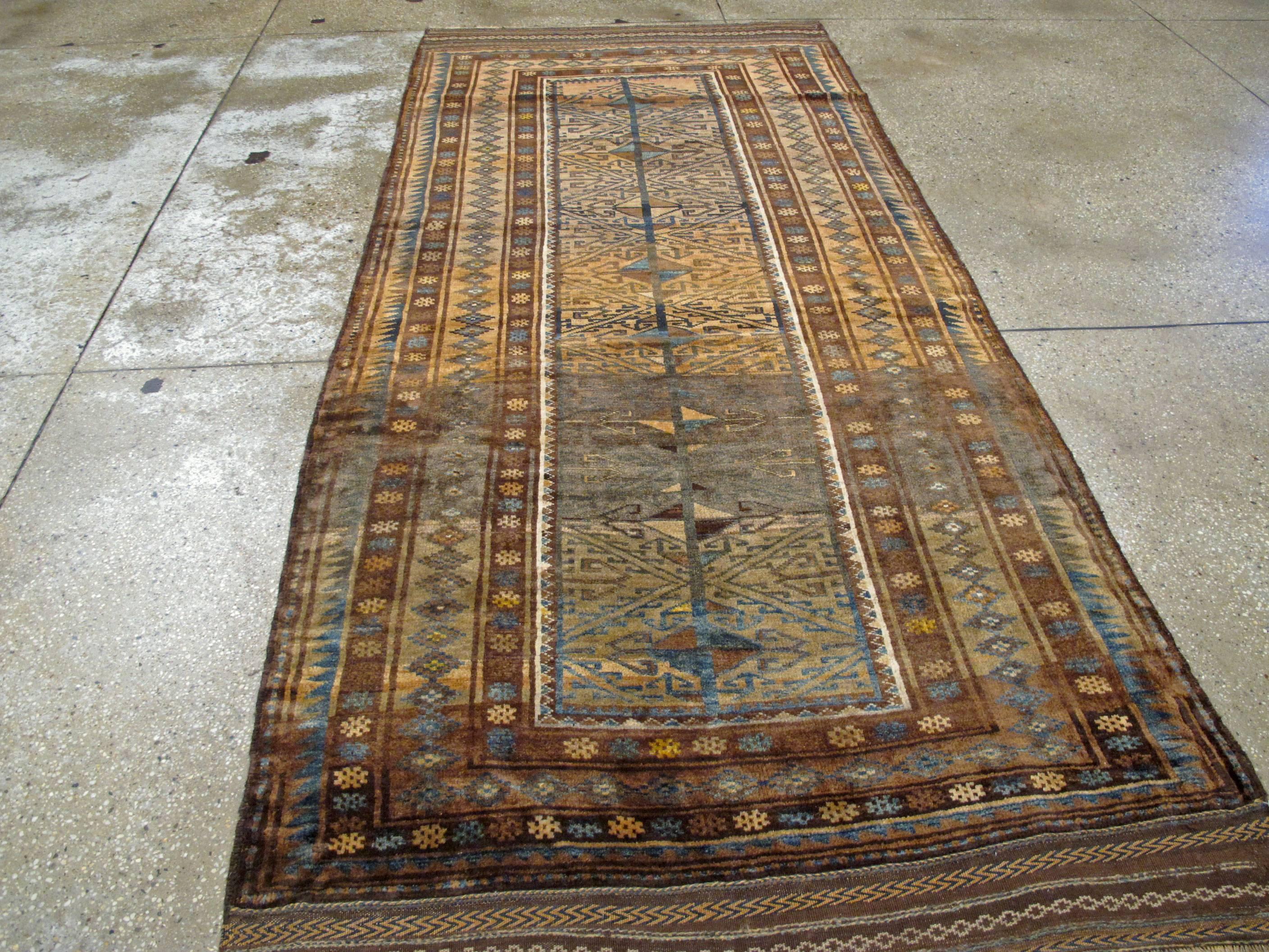 Vintage Persian Baluch Rug In Excellent Condition For Sale In New York, NY