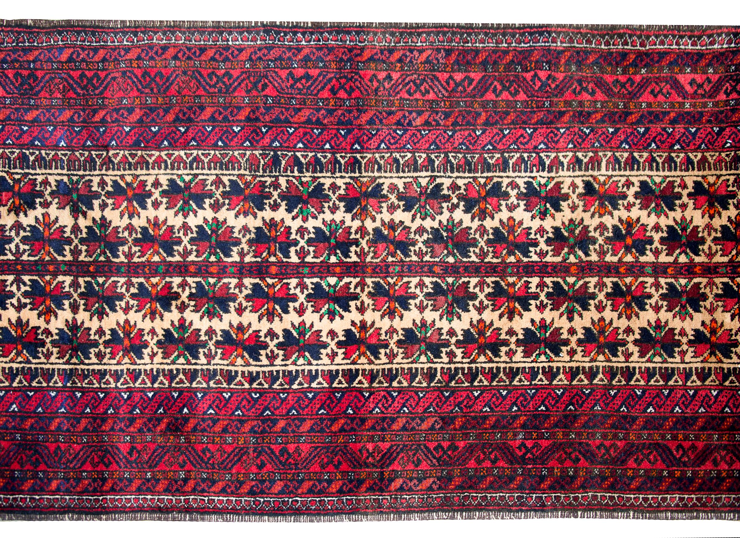 Vintage Persian Baluch Rug In Good Condition For Sale In Chicago, IL