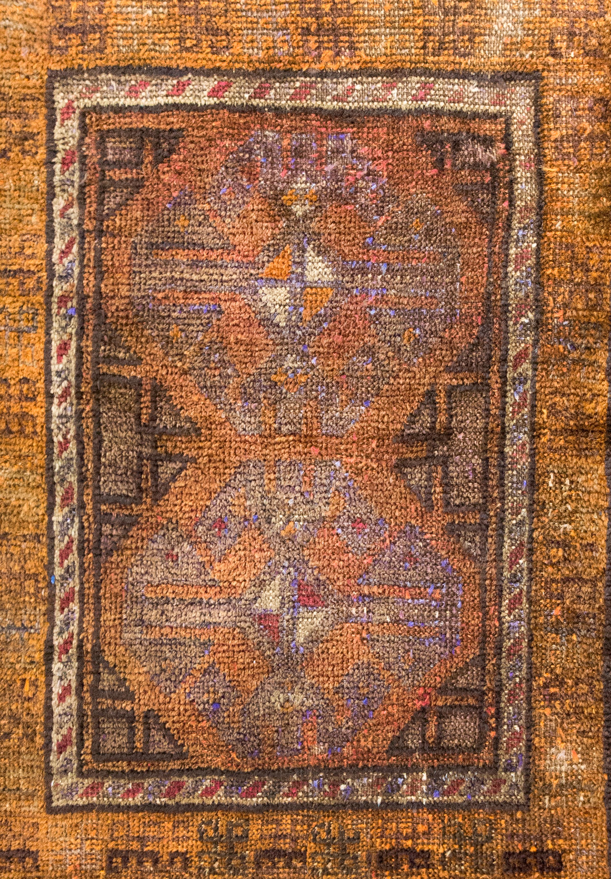 XX secolo Tappeto persiano vintage Baluch in vendita