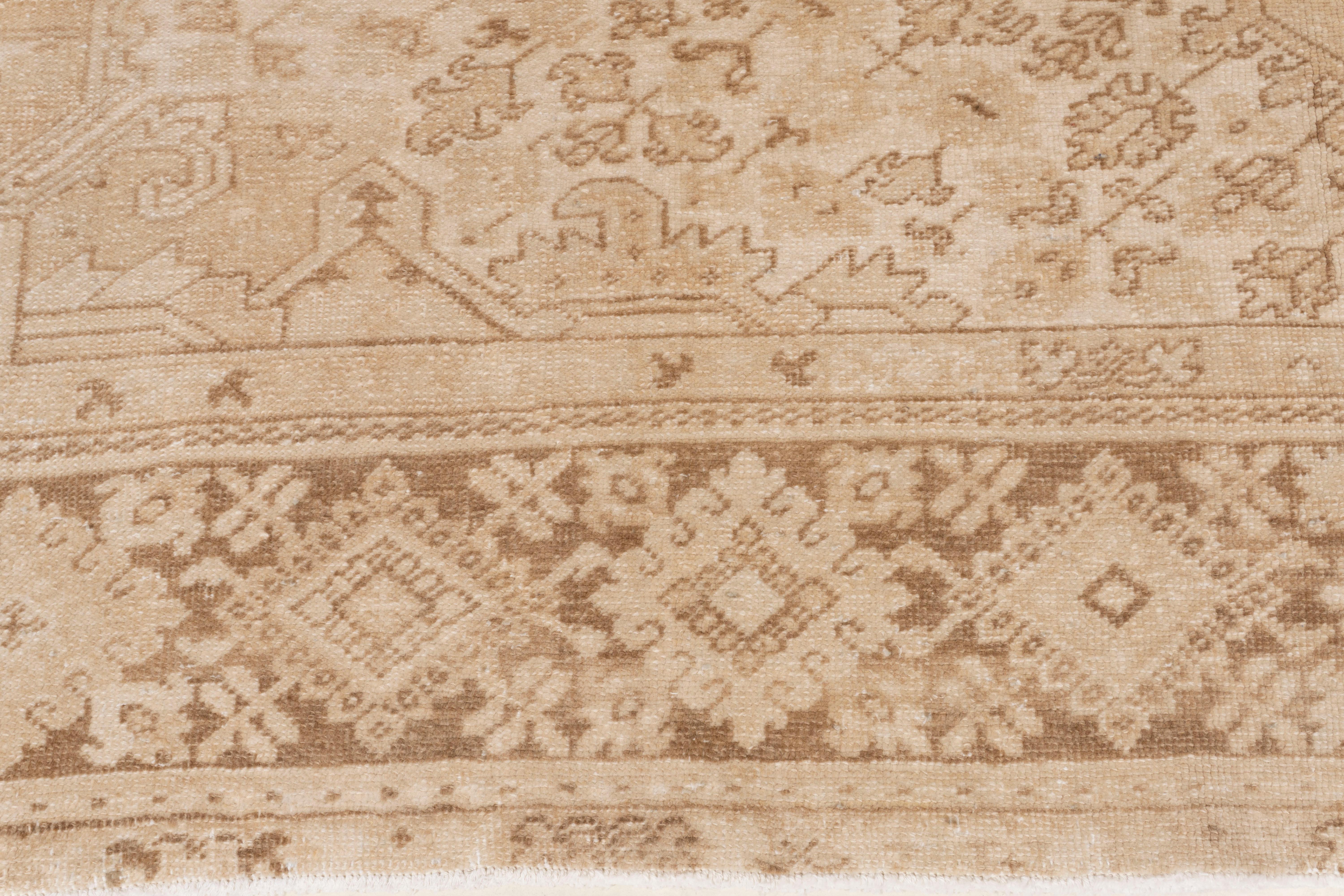 Vintage Persisch Beige Gedämpft Heriz Teppich 11'6 X 14'7 im Zustand „Gut“ im Angebot in New York, NY