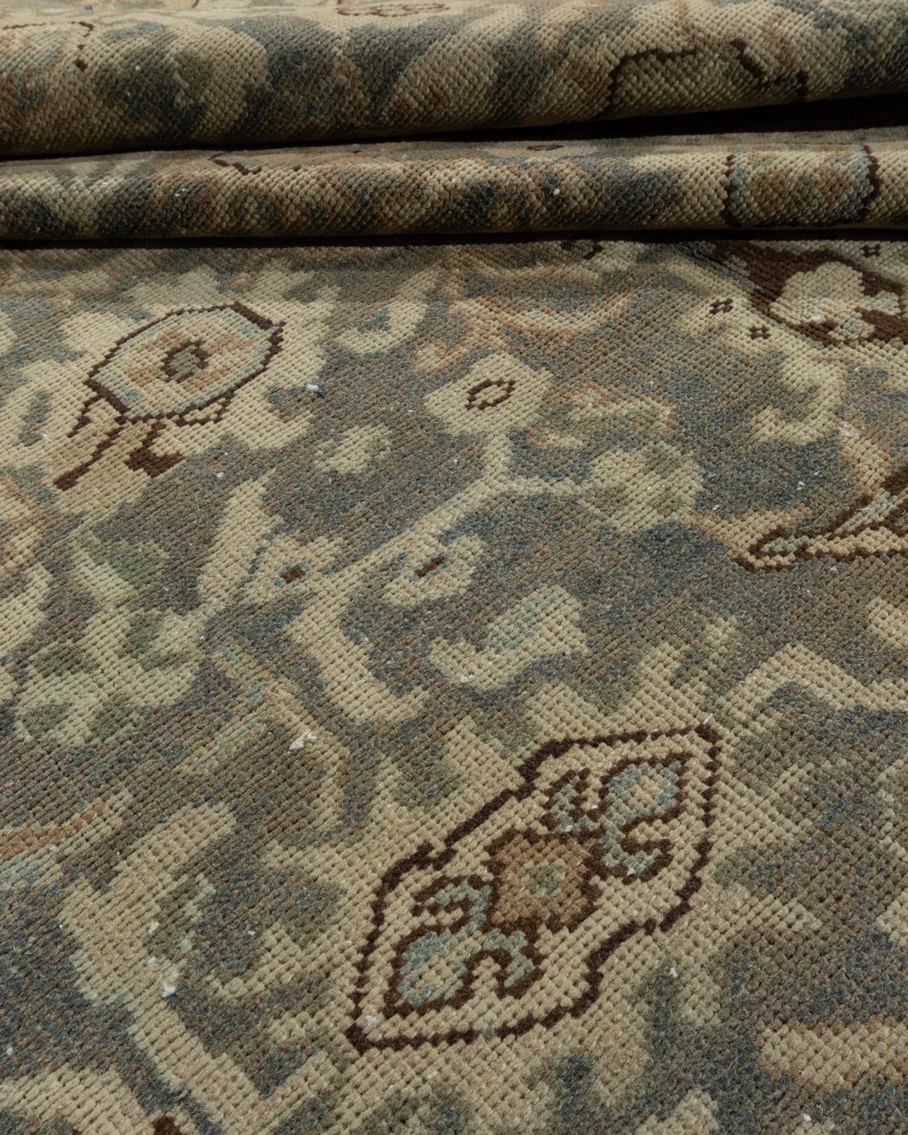 Wool Vintage Persian Bibikabad Rug 7'6 x 10'2 For Sale