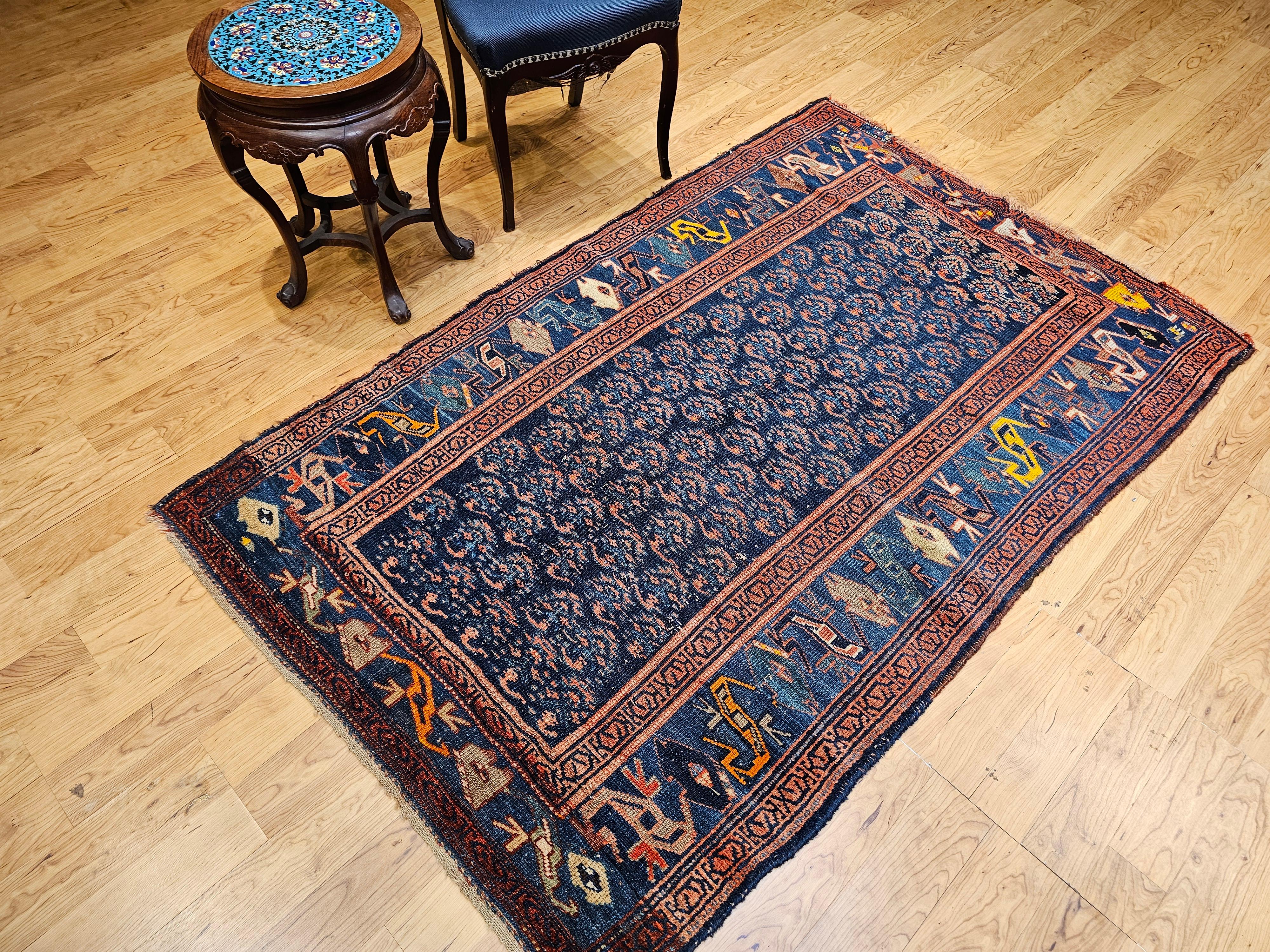 Persischer Bidjar-Teppich mit Allover-Paisleymuster in Marineblau, Grün und Gelb im Angebot 14