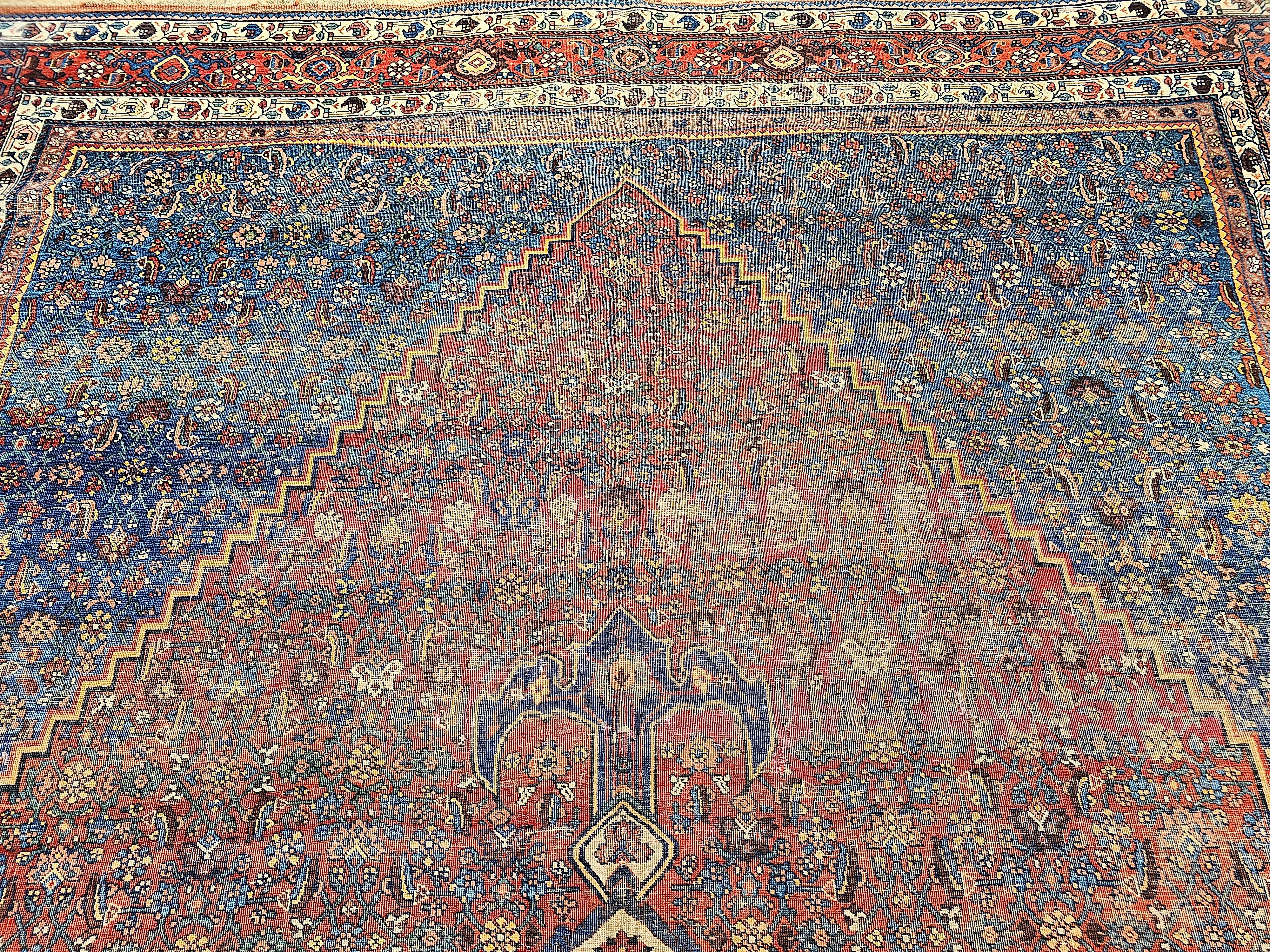 Vintage Persian Bidjar à motif géométrique Herati en bleu, rouge, ivoire en vente 1