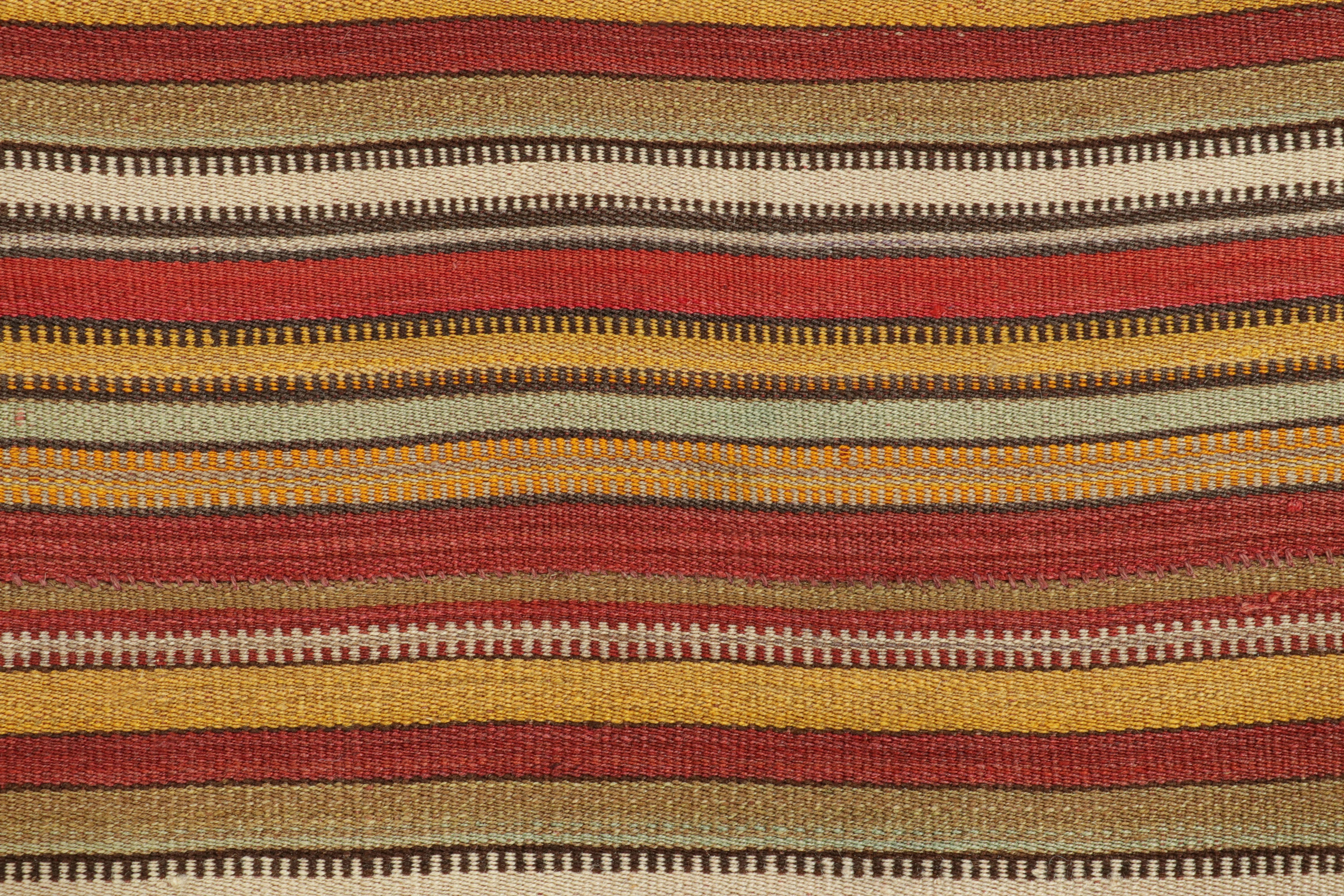 Vintage Persian Bidjar Kilim, Bold Stripe Flatweave in Rot und Ocker Rug & Kilim (Handgewebt) im Angebot