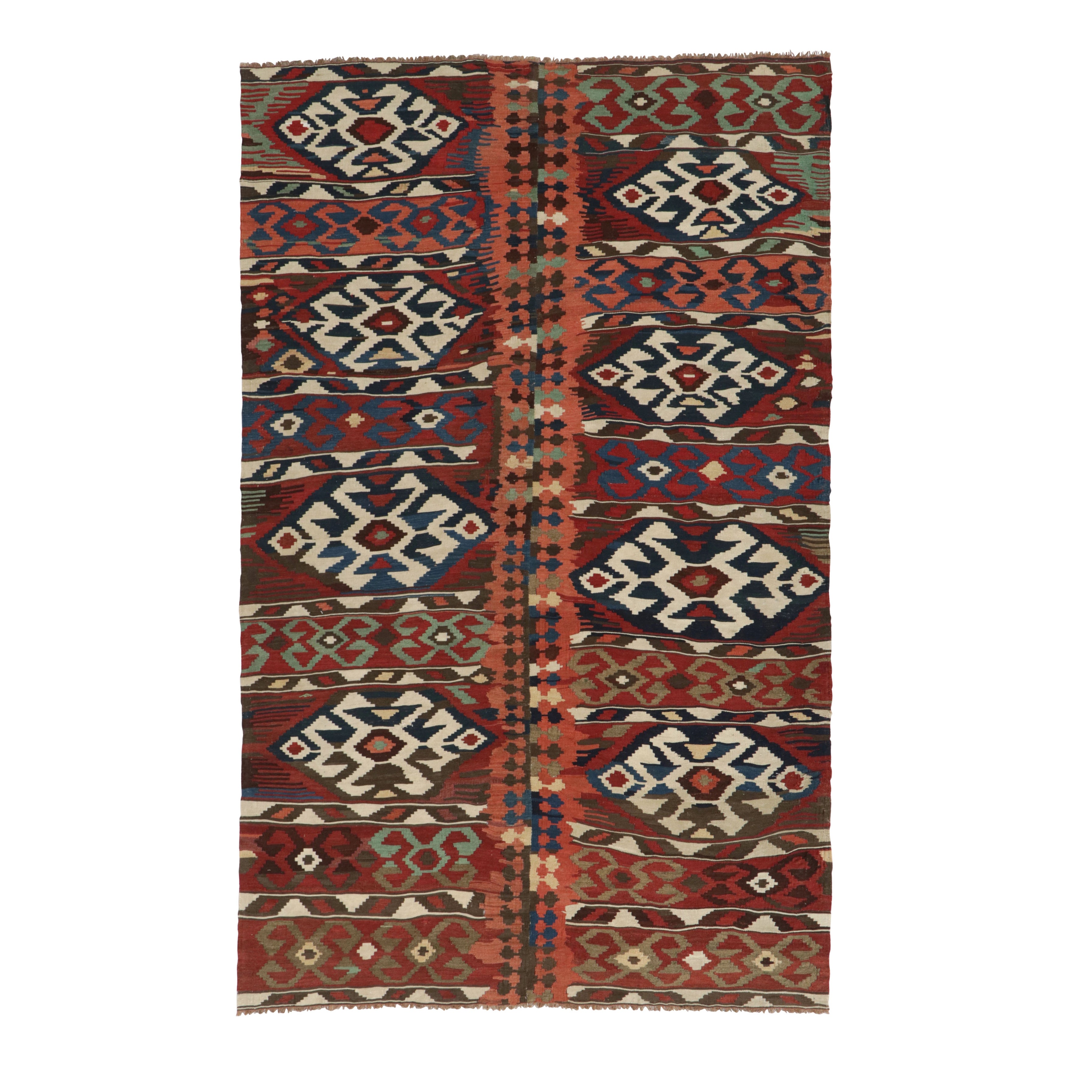 Vintage Persian Bidjar Kilim, Tribal Geometric in Rot, Marine, 
Elfenbein Rug 
Kilim