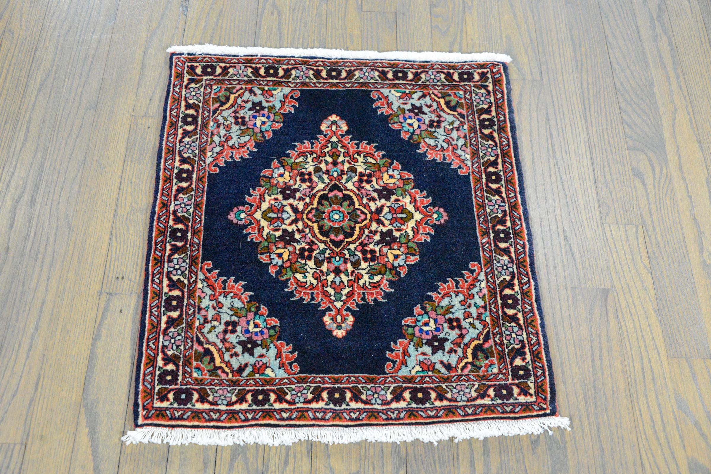Vintage Persian Bidjar Rug For Sale 3