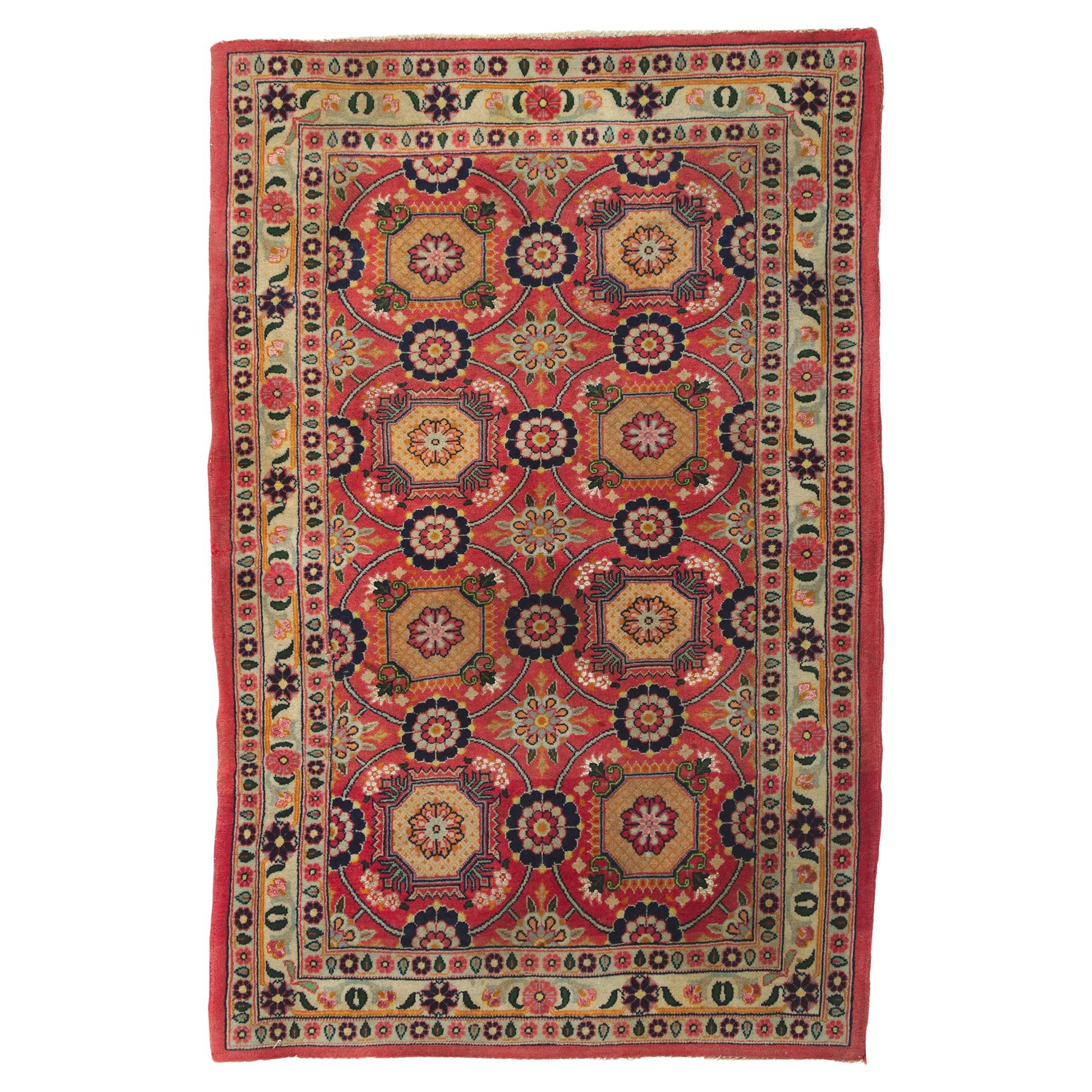 Tapis persan vintage Bijar, l'élégance intemporelle rencontre l'enchantement mauresque en vente