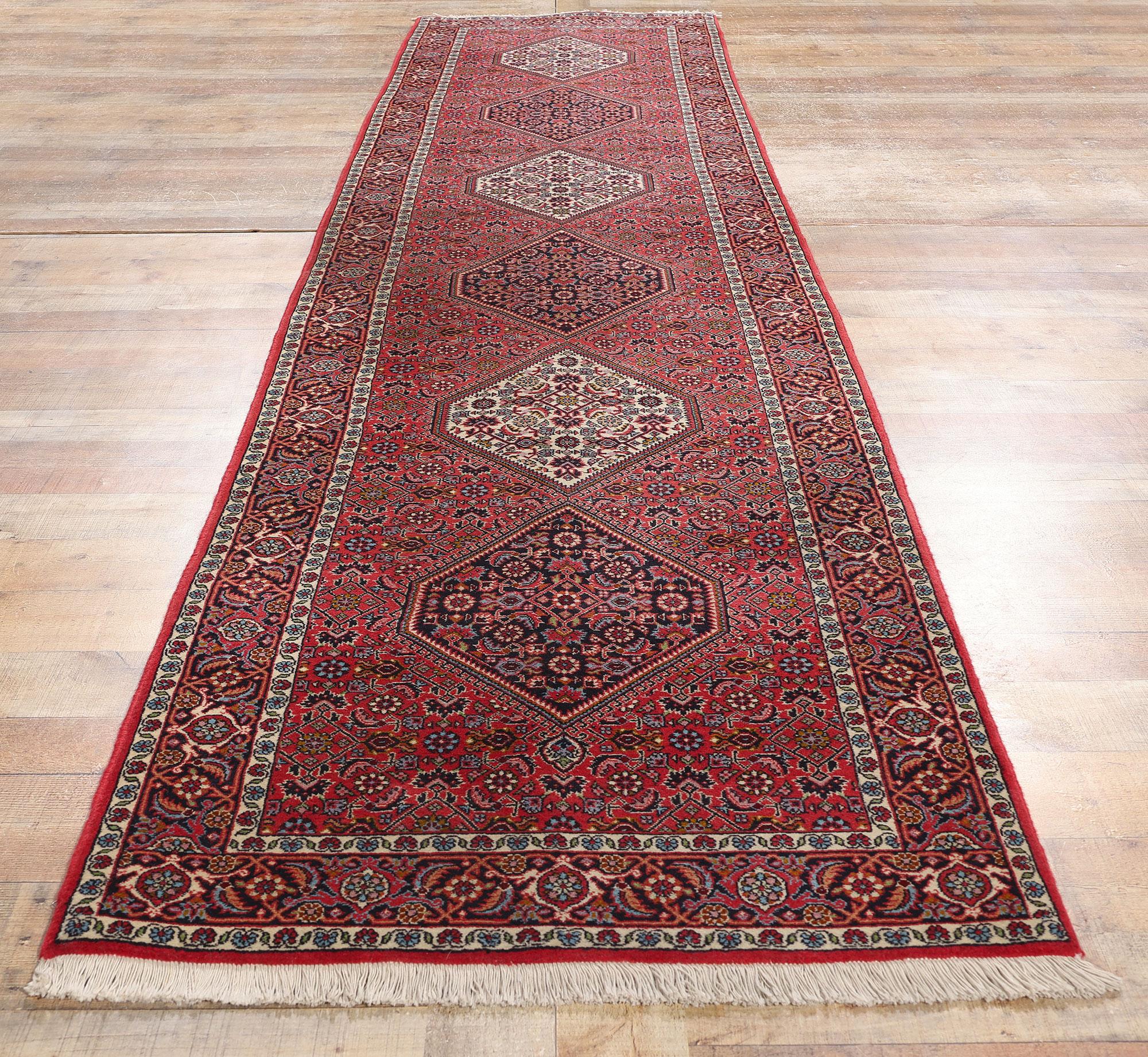 Vintage Persisch Bijar Teppich Läufer im Angebot 1