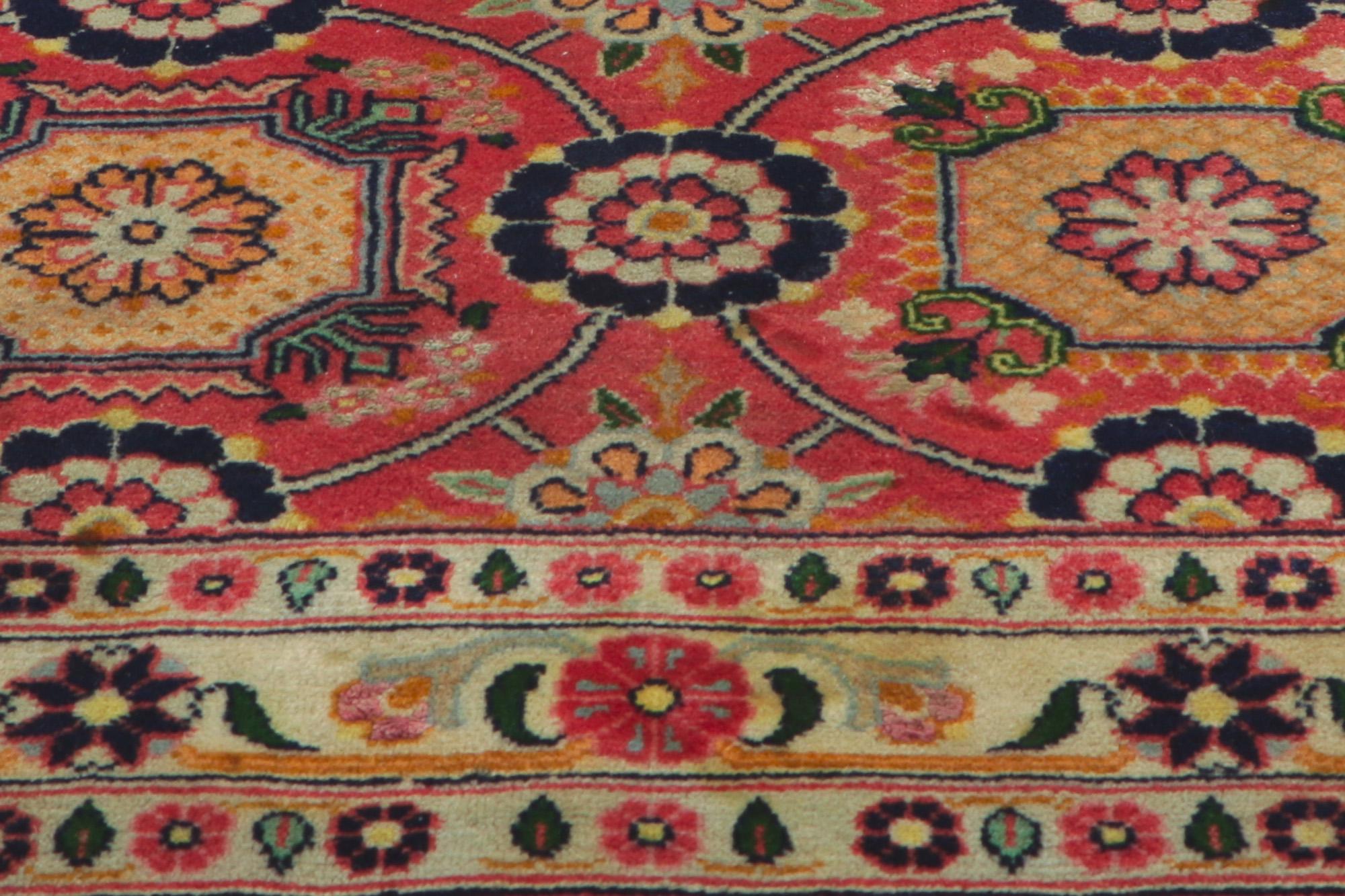 Persischer Bijar-Teppich im Vintage-Stil, zeitlose Eleganz trifft auf maurischen Charme (Wolle) im Angebot