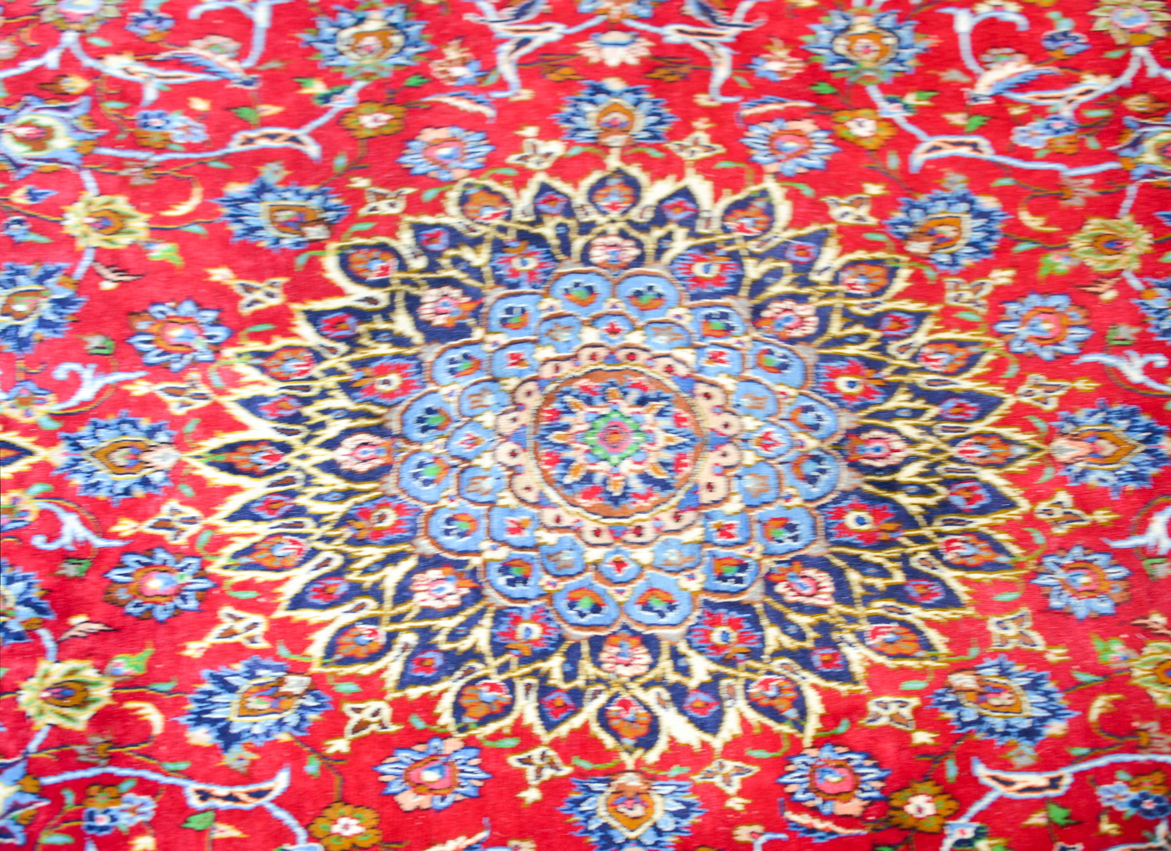 Vintage Persian Birjand Rug In Good Condition For Sale In Chicago, IL