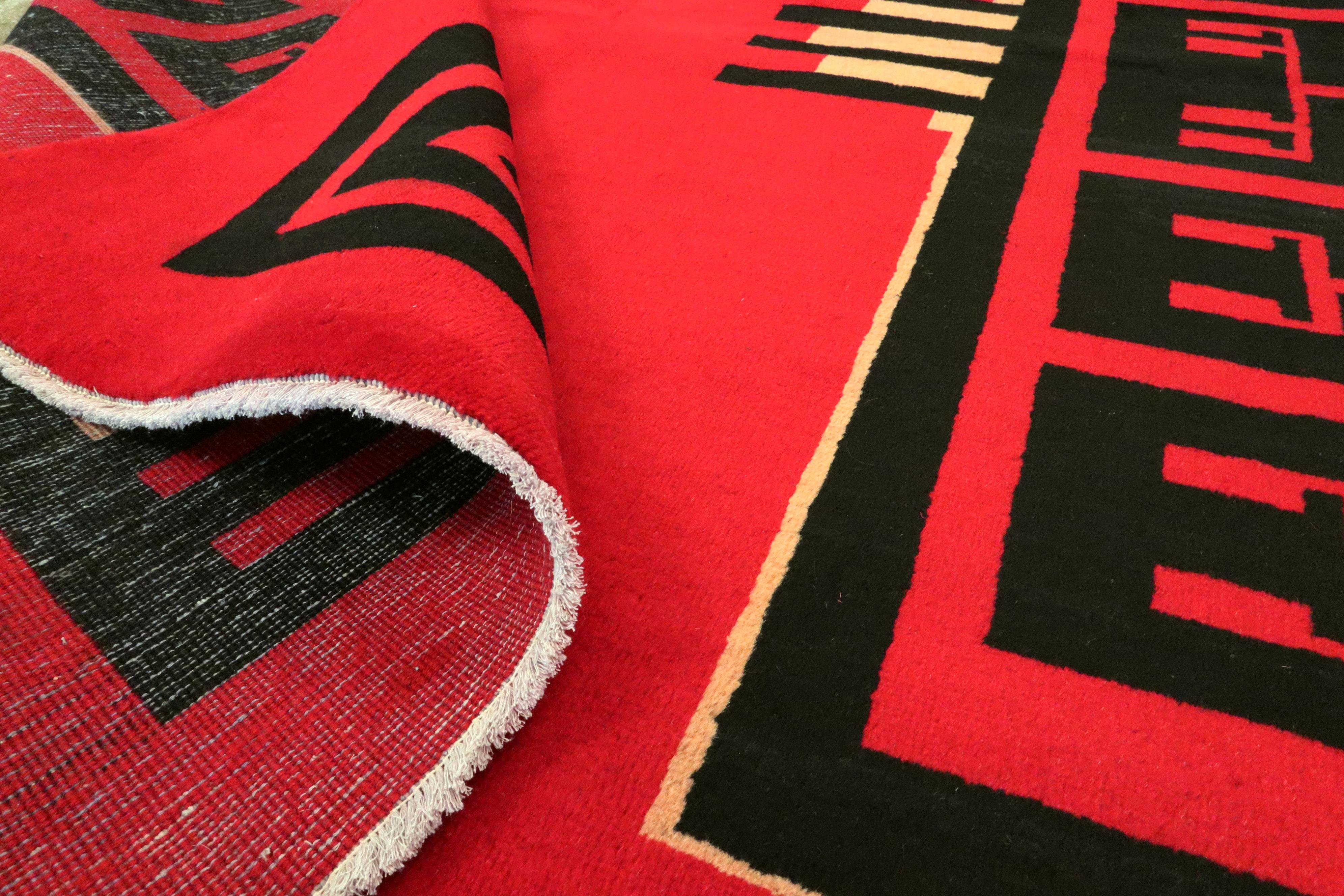 Persischer Art-Déco-Teppich im Vintage-Stil, inspiriert von Edward McKnight Kauffer im Angebot 3