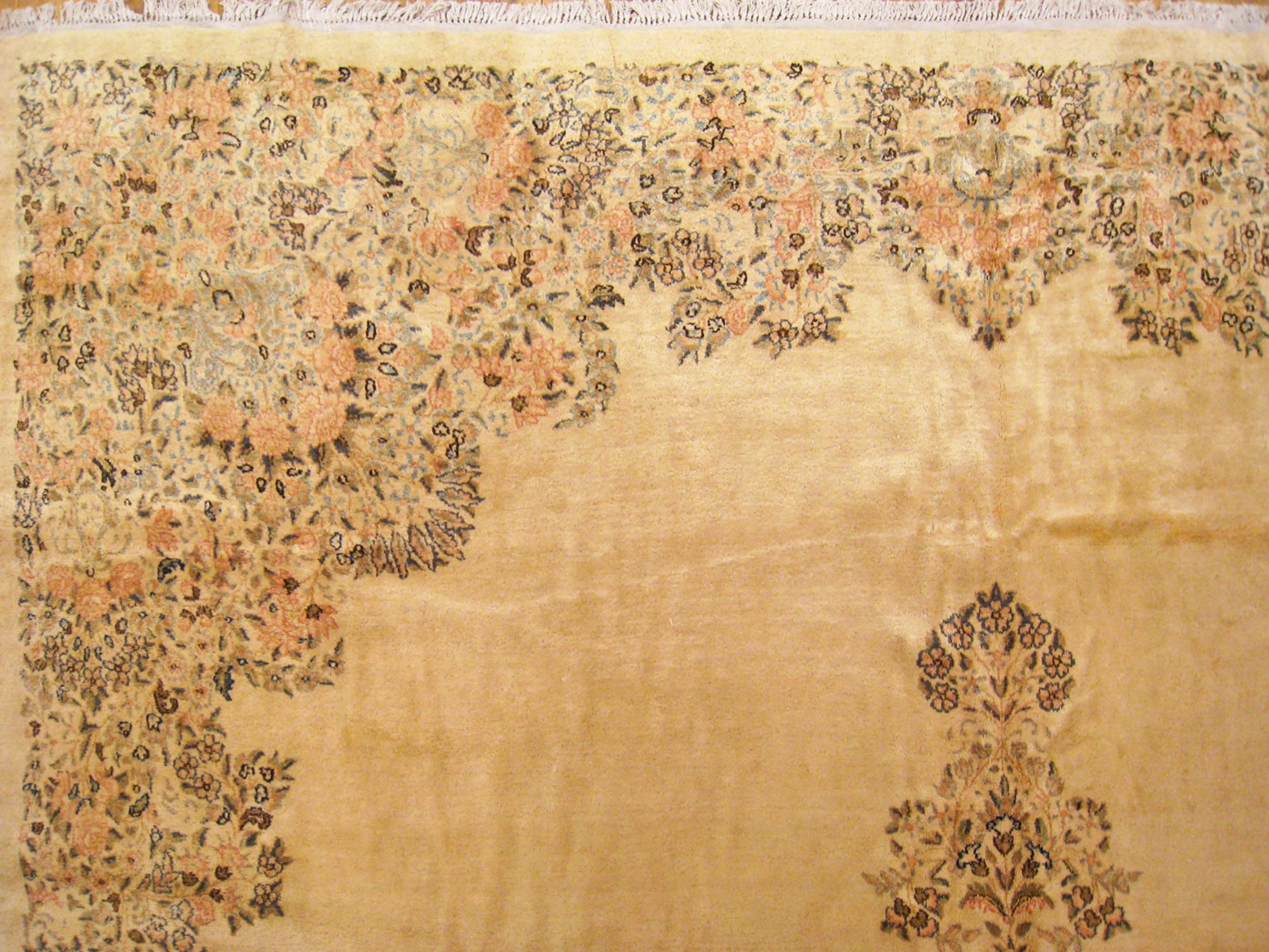 Persischer dekorativer Orienta Kerman-Teppich in Zimmergröße  im Angebot 4