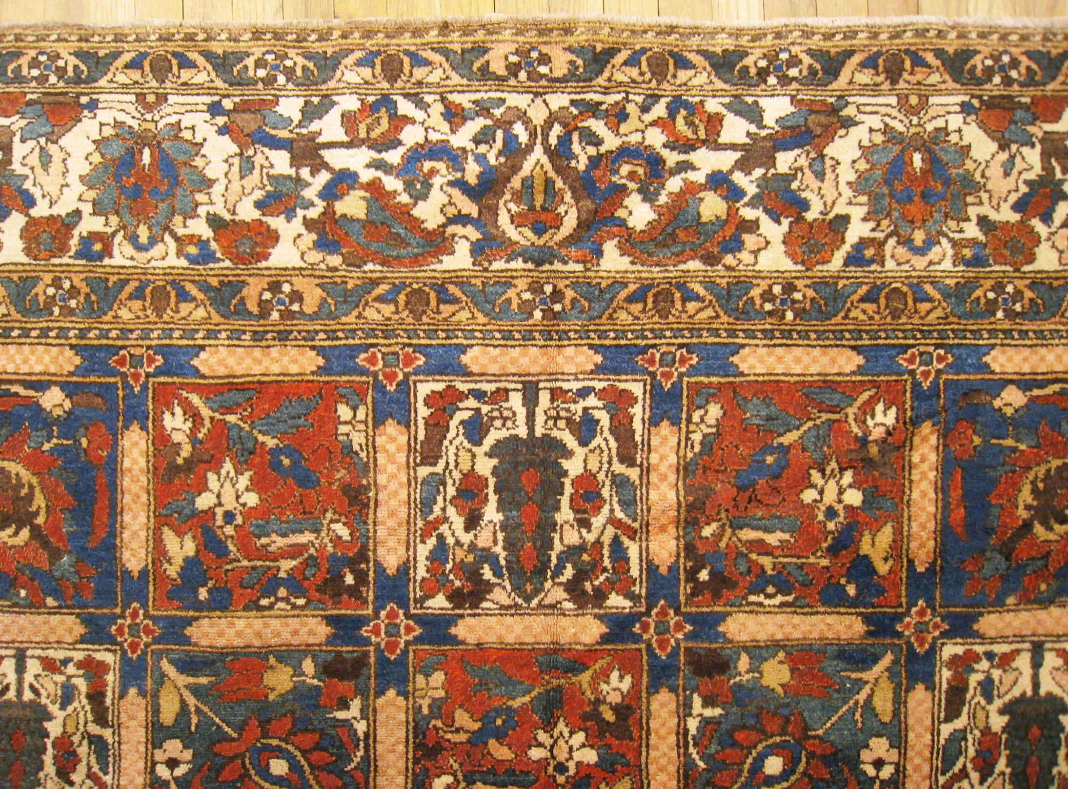 Early 20th Century Vintage Persian Decorative Oriental Baktiari Rug in Room Size  For Sale