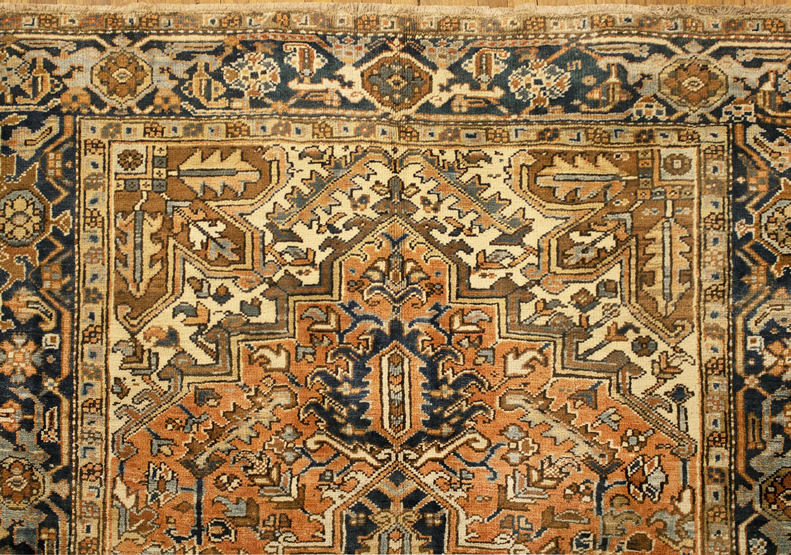 Wool Vintage Persian Decorative Oriental Heriz Rug in Room Size For Sale