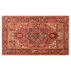 Dekorativer orientalischer Heriz-Teppich in Zimmergröße aus Persien 