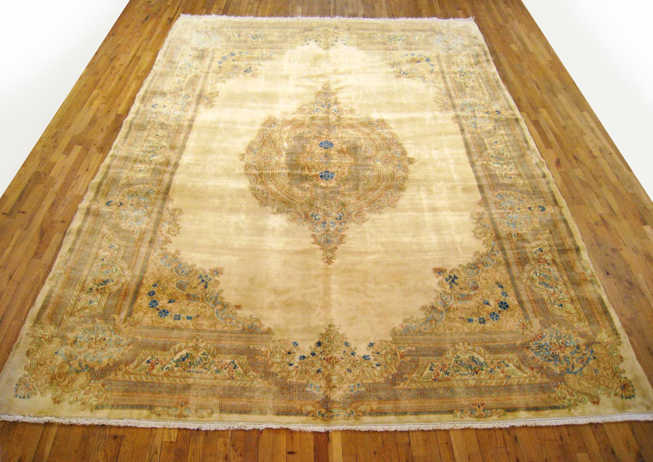 Vintage Persian Kerman oriental carpet, size 15'0