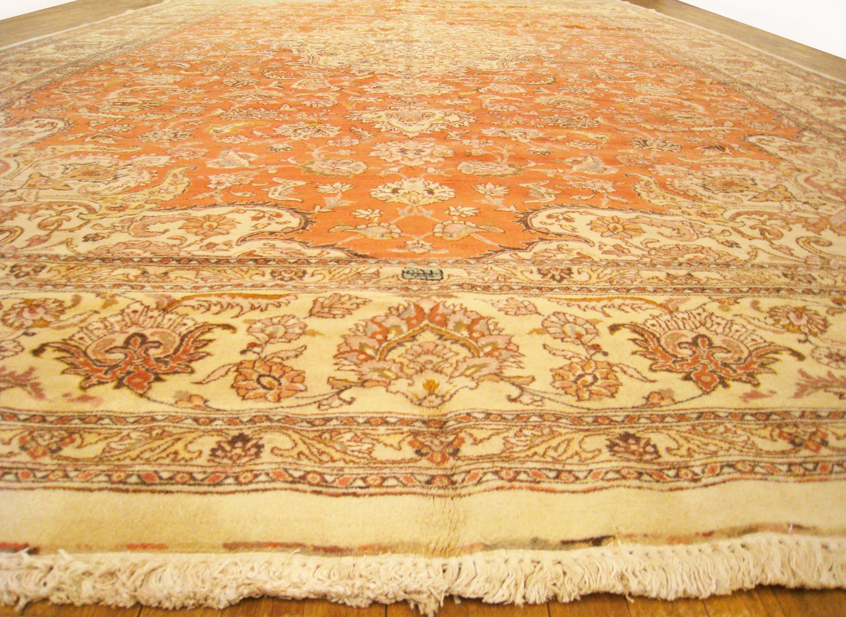Vintage Persian Decorative Oriental Tabriz Rug in Large Size For Sale 8