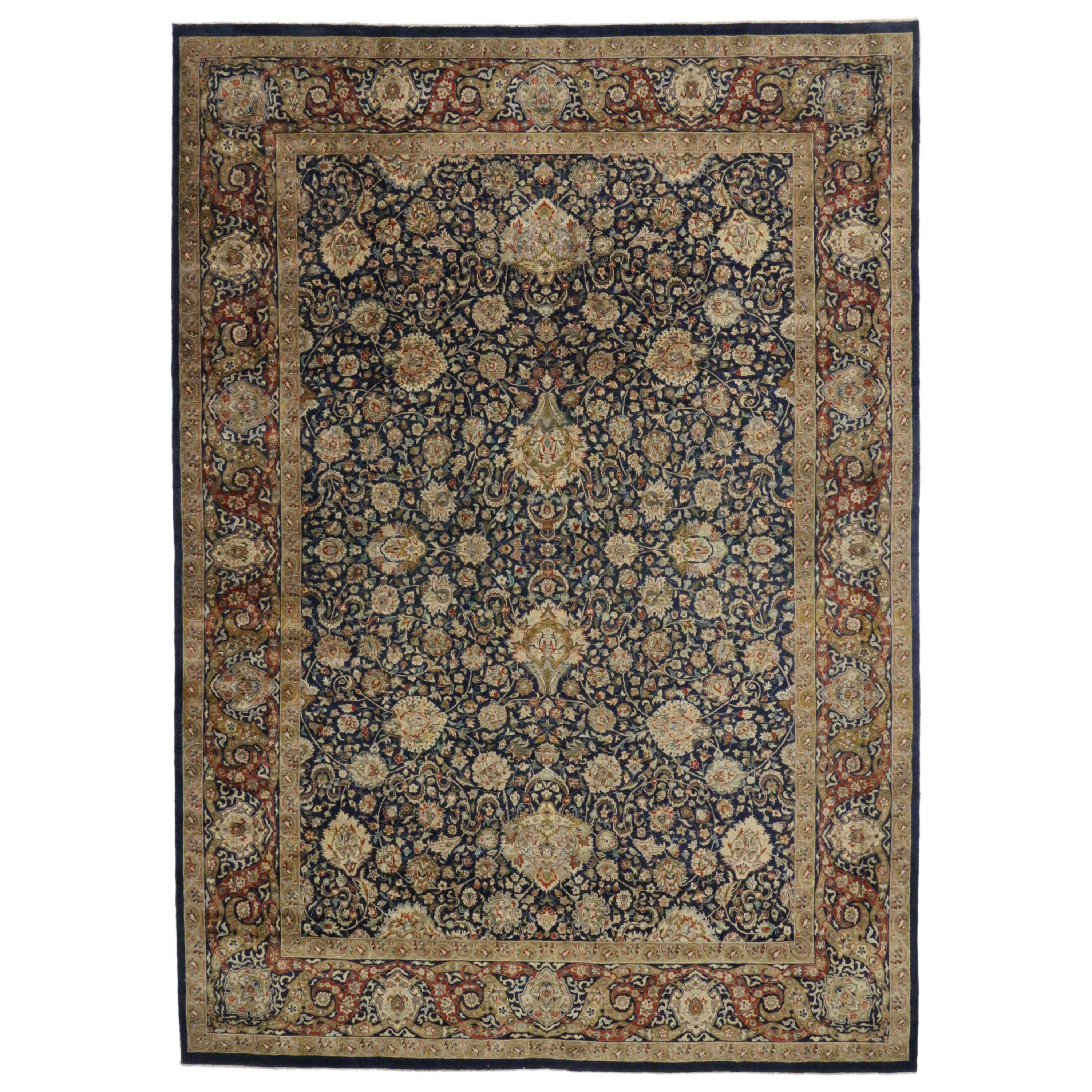 Tapis pakistanais vintage à motif persan avec style Renaissance médiévale