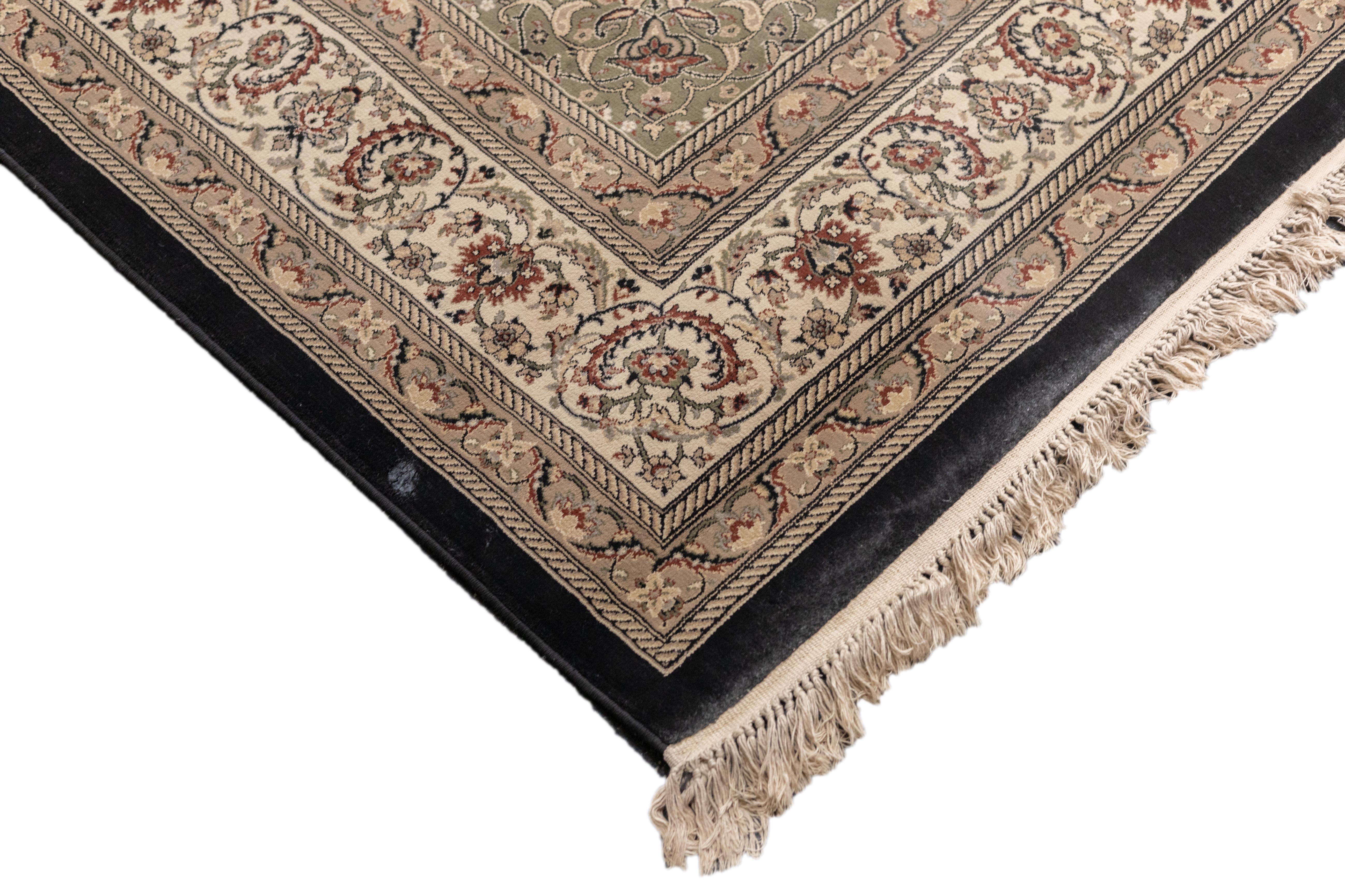 Tappeto Vintage Design/One 9'9'' x 12'9'' In condizioni ottime in vendita a New York, NY
