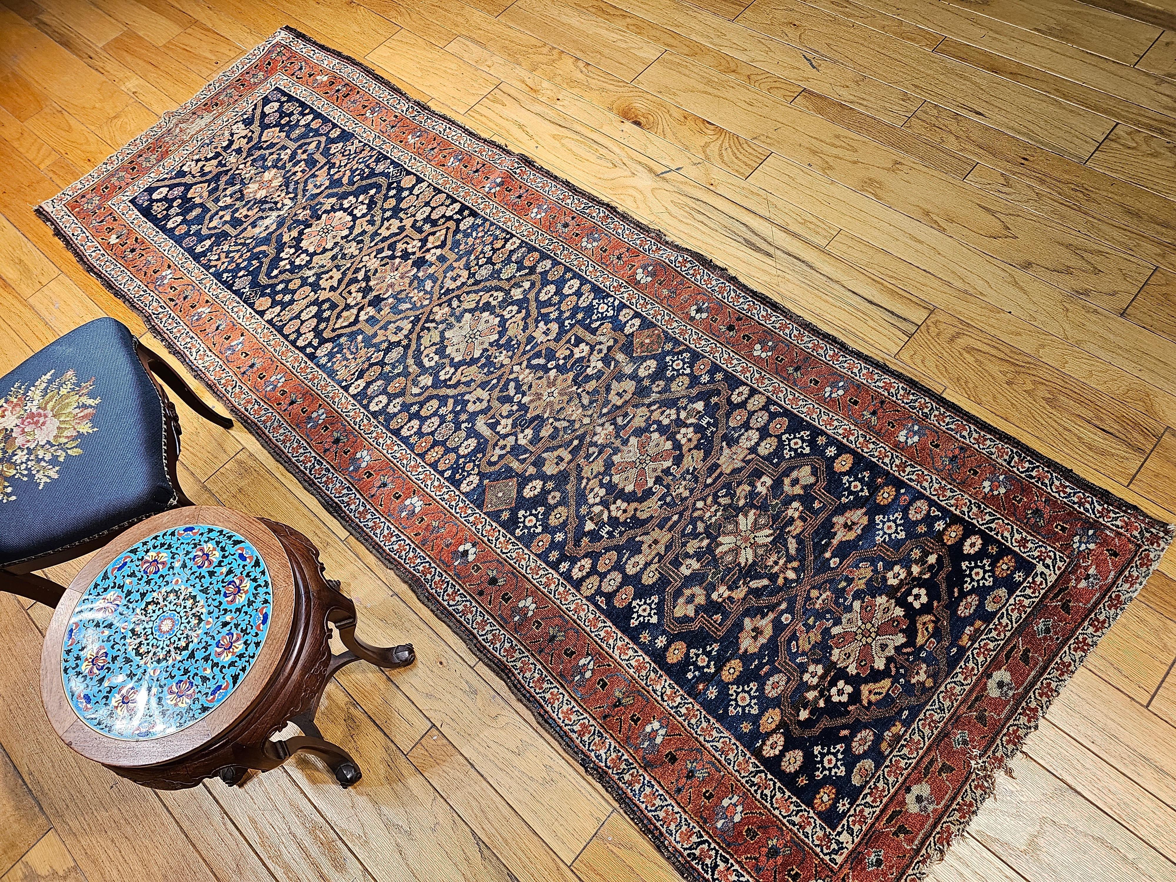 Runner persiano d'epoca in Sarouk Farahan in vendita 12