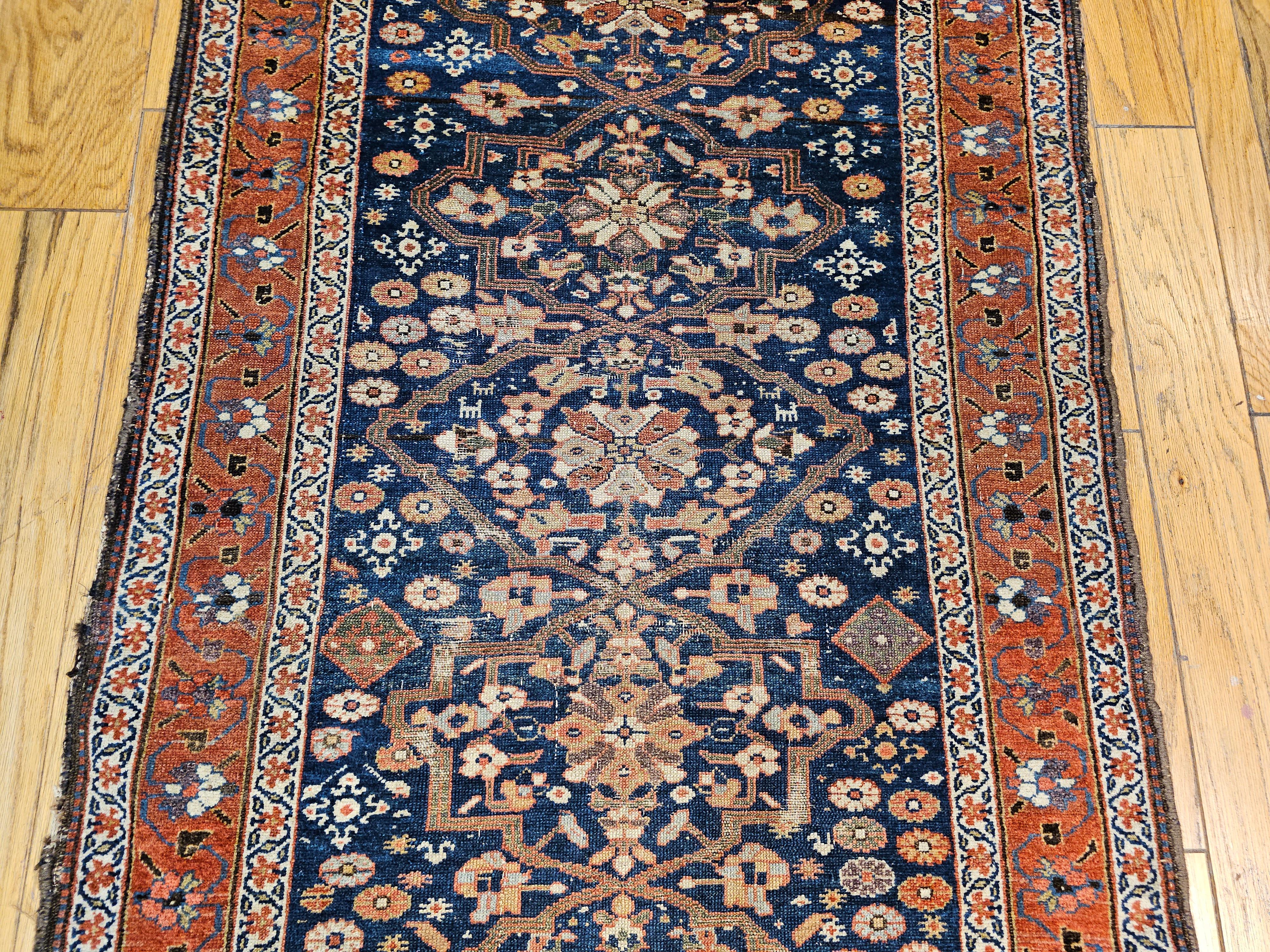 Runner persiano d'epoca in Sarouk Farahan In condizioni buone in vendita a Barrington, IL