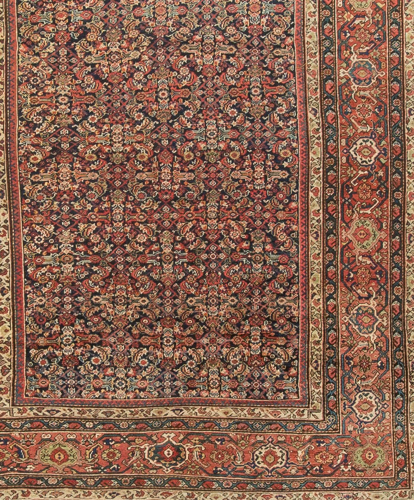 Noué à la main Tapis persan vintage Feraghan 7'10 x 13'2 en vente