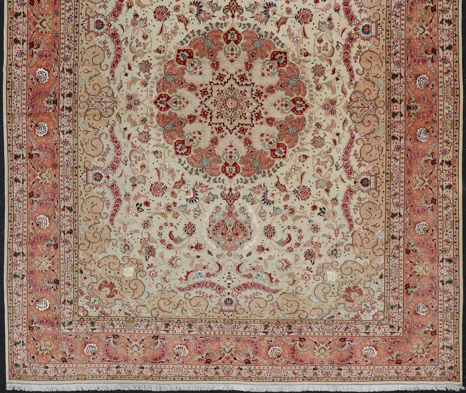  Vintage Persian Fine Tabriz Rug with Floral Medallion Design in Wool And Silk For Sale 6