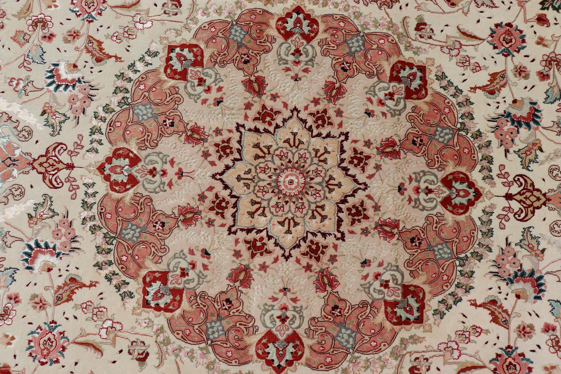 Hand-Knotted  Vintage Persian Fine Tabriz Rug with Floral Medallion Design in Wool And Silk For Sale