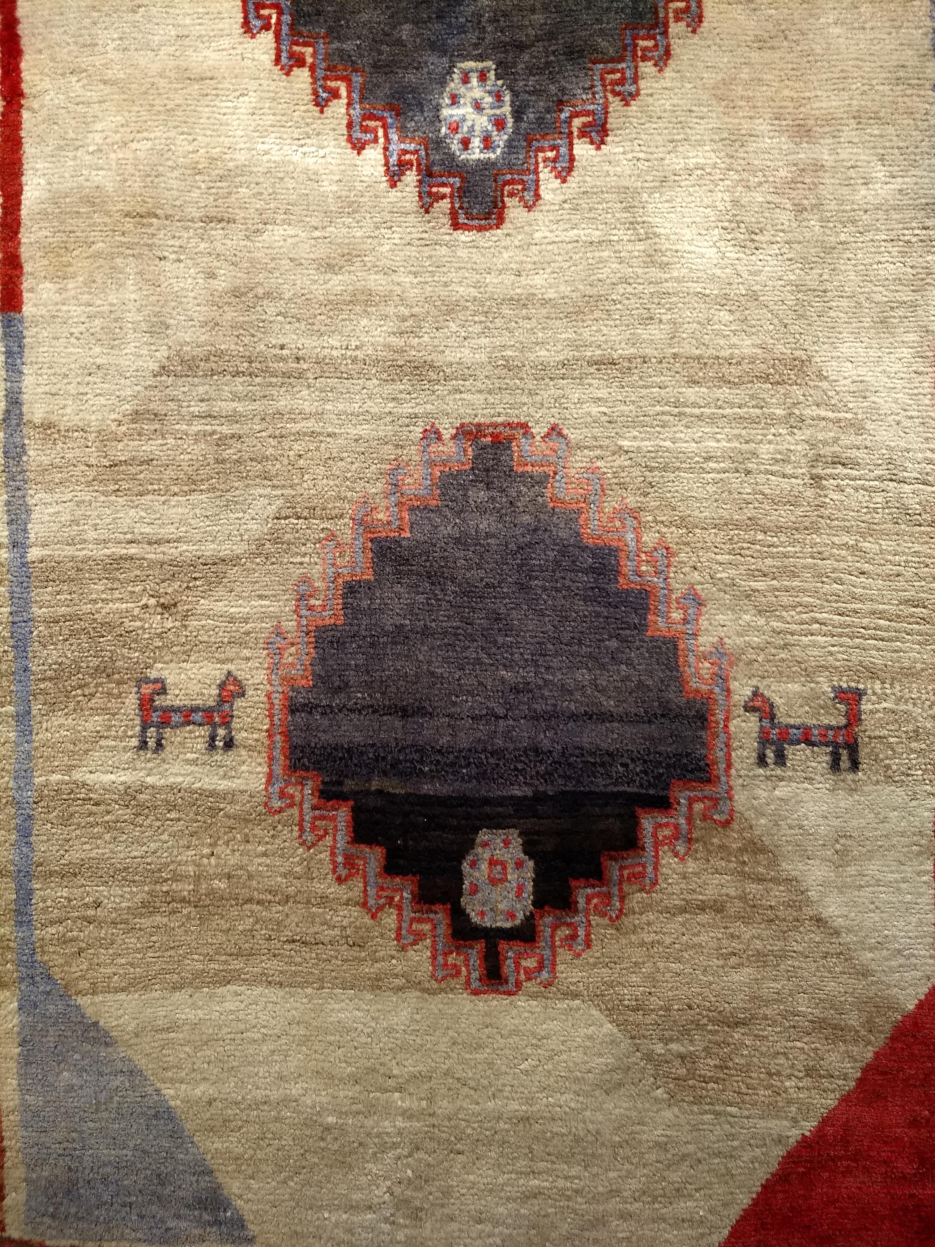 Tappeto tribale persiano vintage Gabbeh in vendita 2