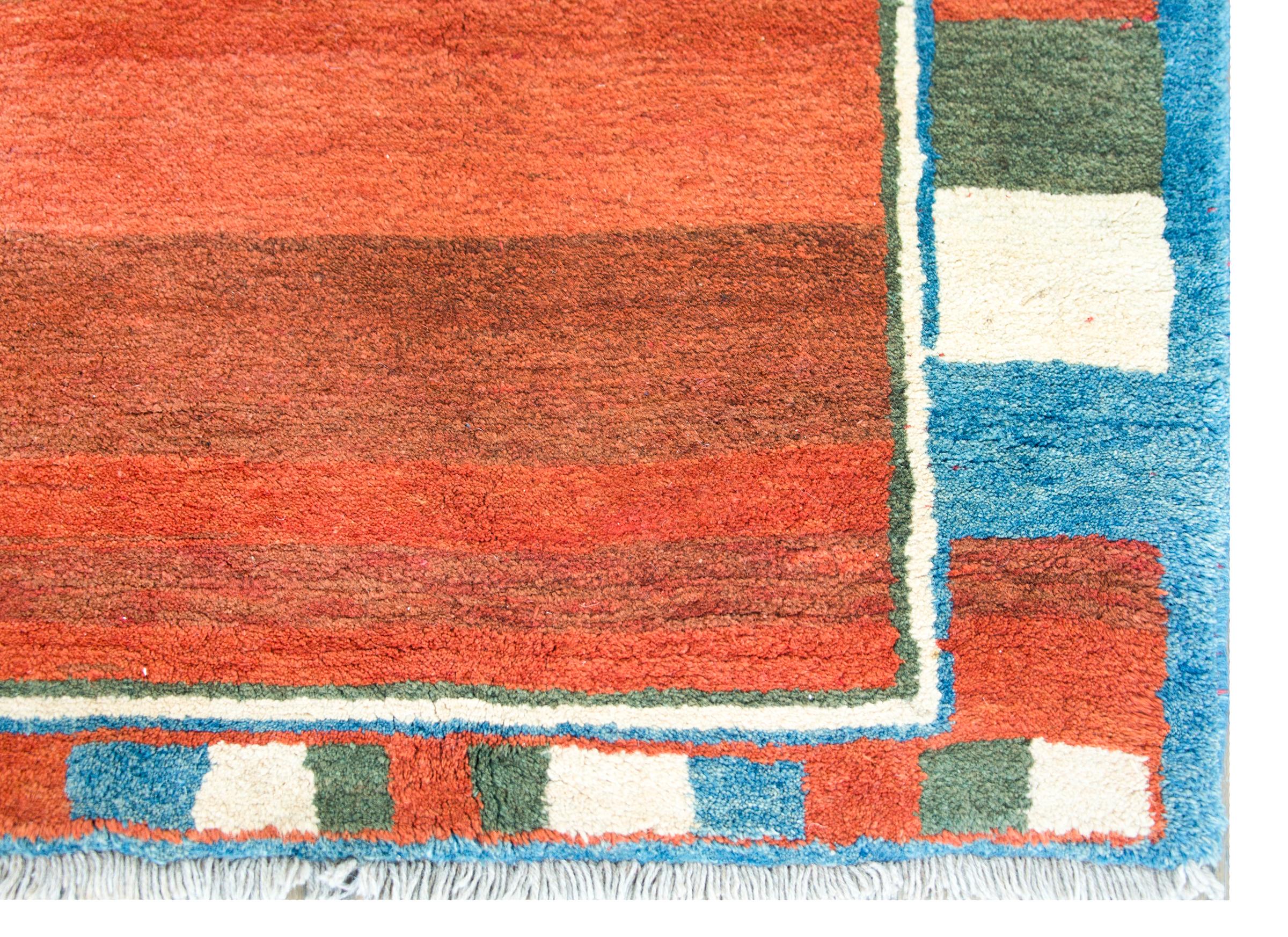 Tapis persan Gabbeh vintage en vente 2