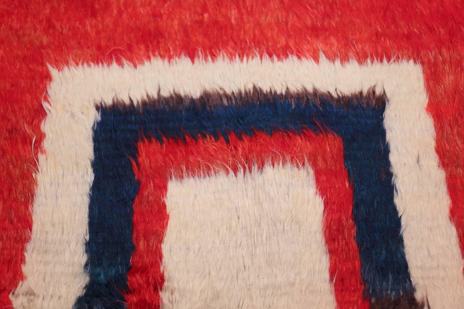 Vintage Persian Gabbeh Rug. Size: 5 ft 10 in x 7 ft 9 in (1.78 m x 2.36 m) In Good Condition In New York, NY