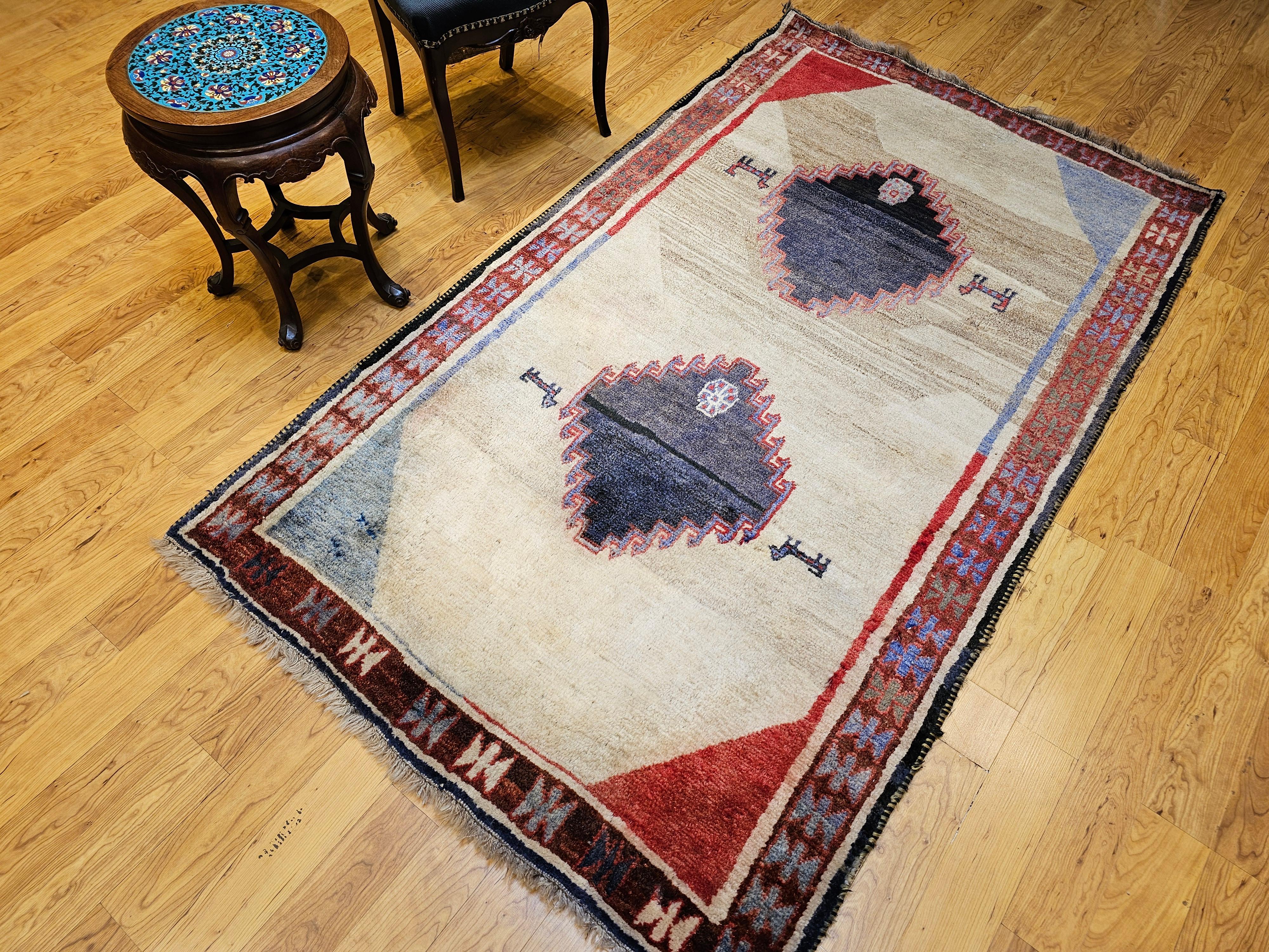 Tappeto tribale persiano vintage Gabbeh in vendita 11