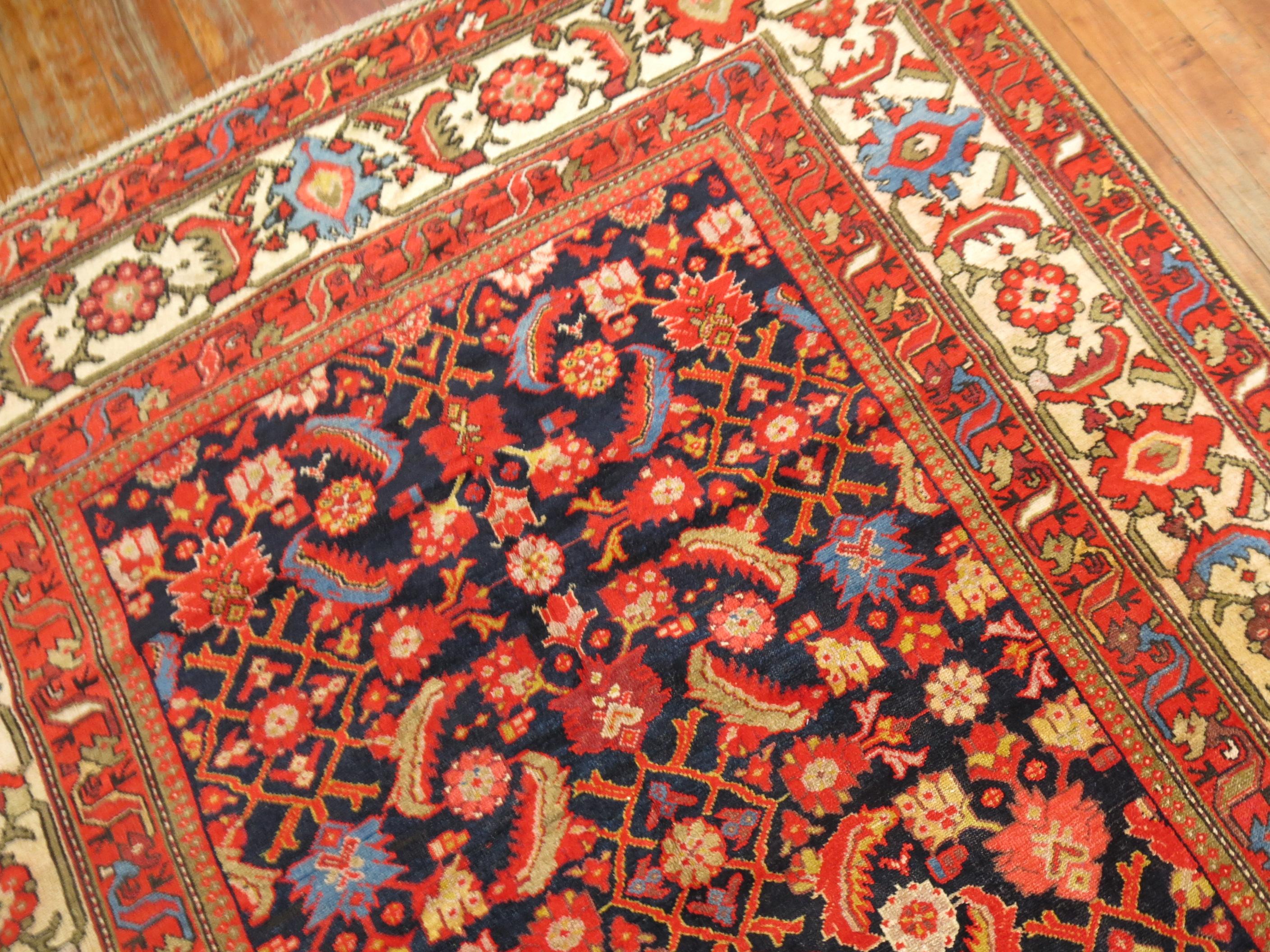 Persischer Galerie- Malayer-Teppich in gesättigten Farben (Archaistisch) im Angebot