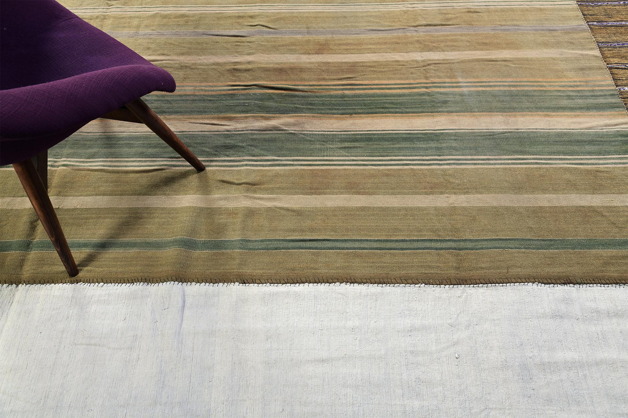 Rug Number
32418
Size
11' 8