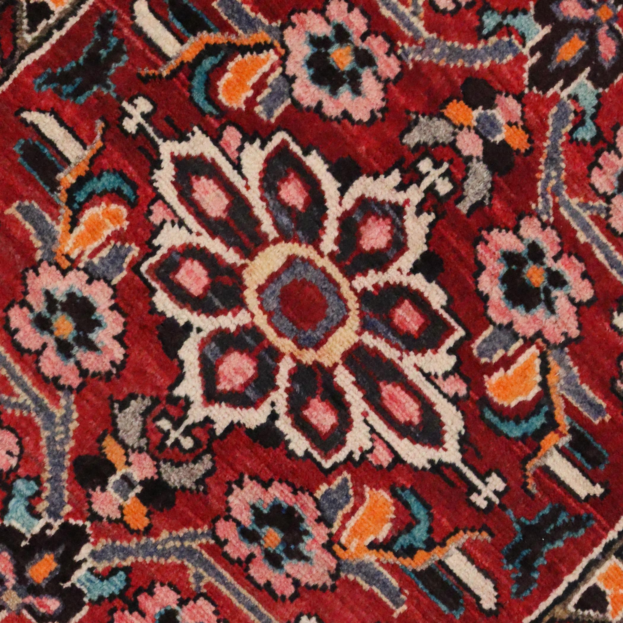 Modern Vintage Persian Hamadan Accent Rug, Small Persian Rug