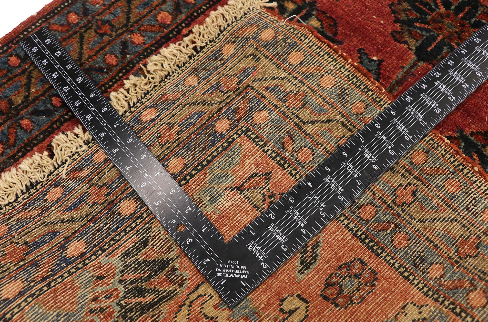 Vintage Persian Hamadan Accent Rug with English Tudor Manor House Style In Good Condition In Dallas, TX