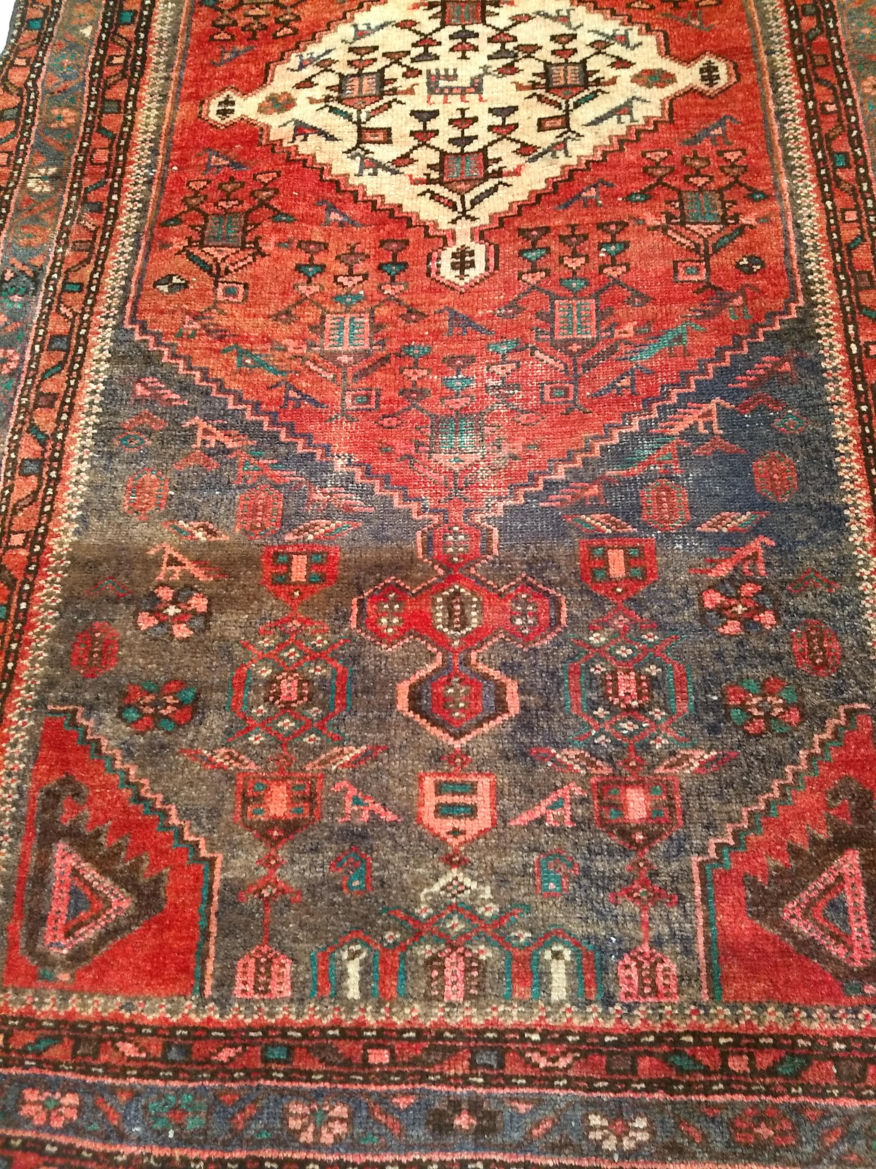 Mid-20th Century Vintage Persian Hamadan Area Rug  in Medallion Pattern in Moss Green, Red, Ivory For Sale