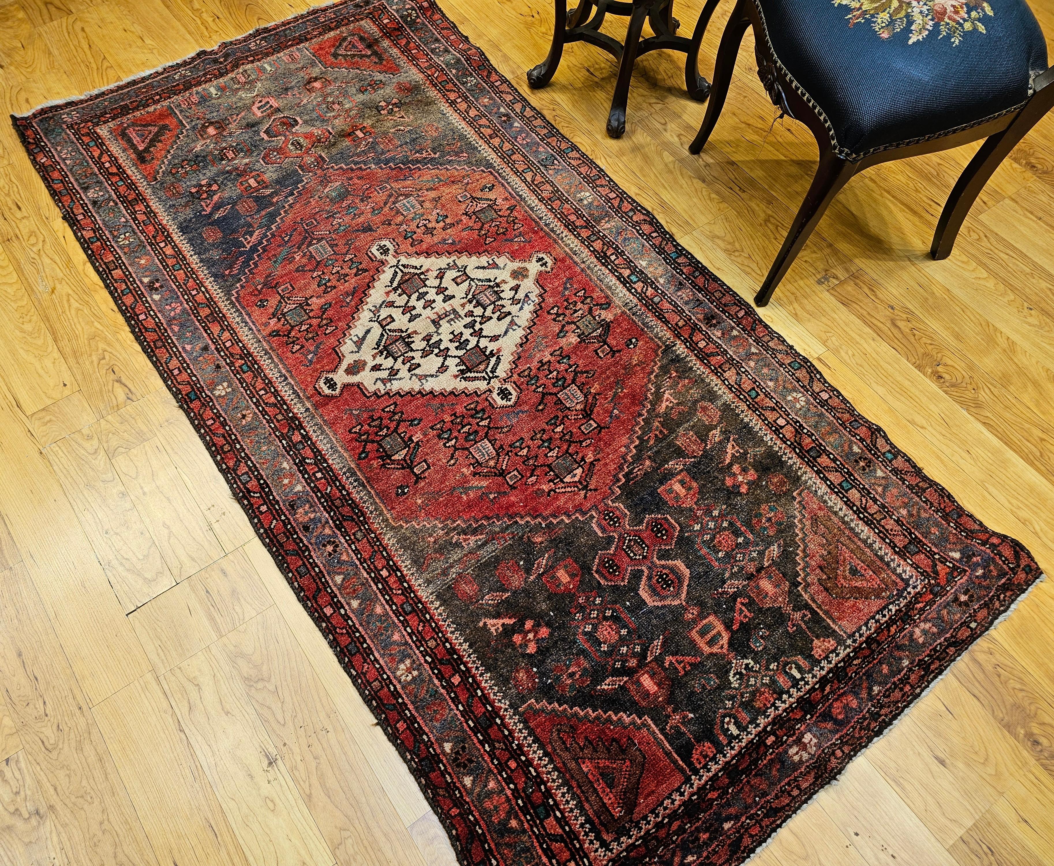 Altpersischer Hamadan-Teppich im Angebot 11