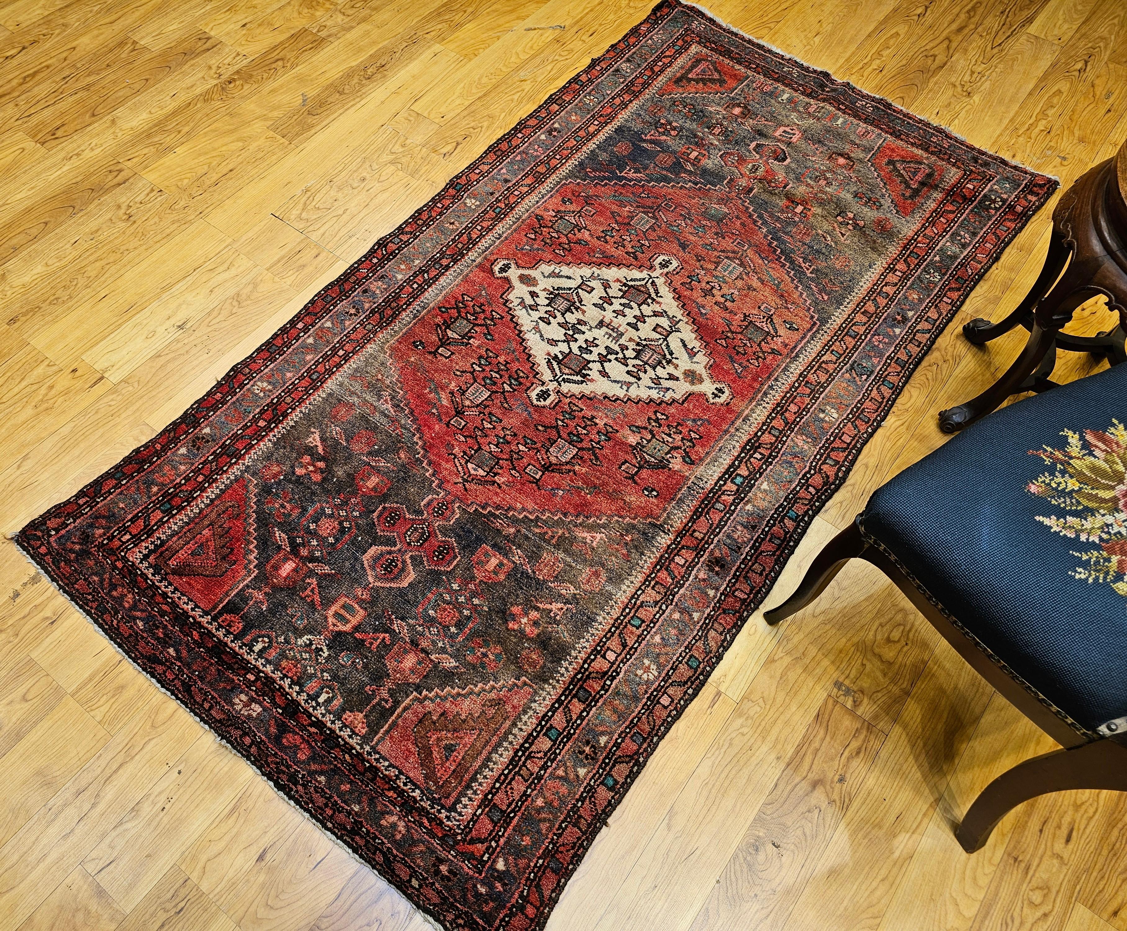 Altpersischer Hamadan-Teppich im Angebot 12