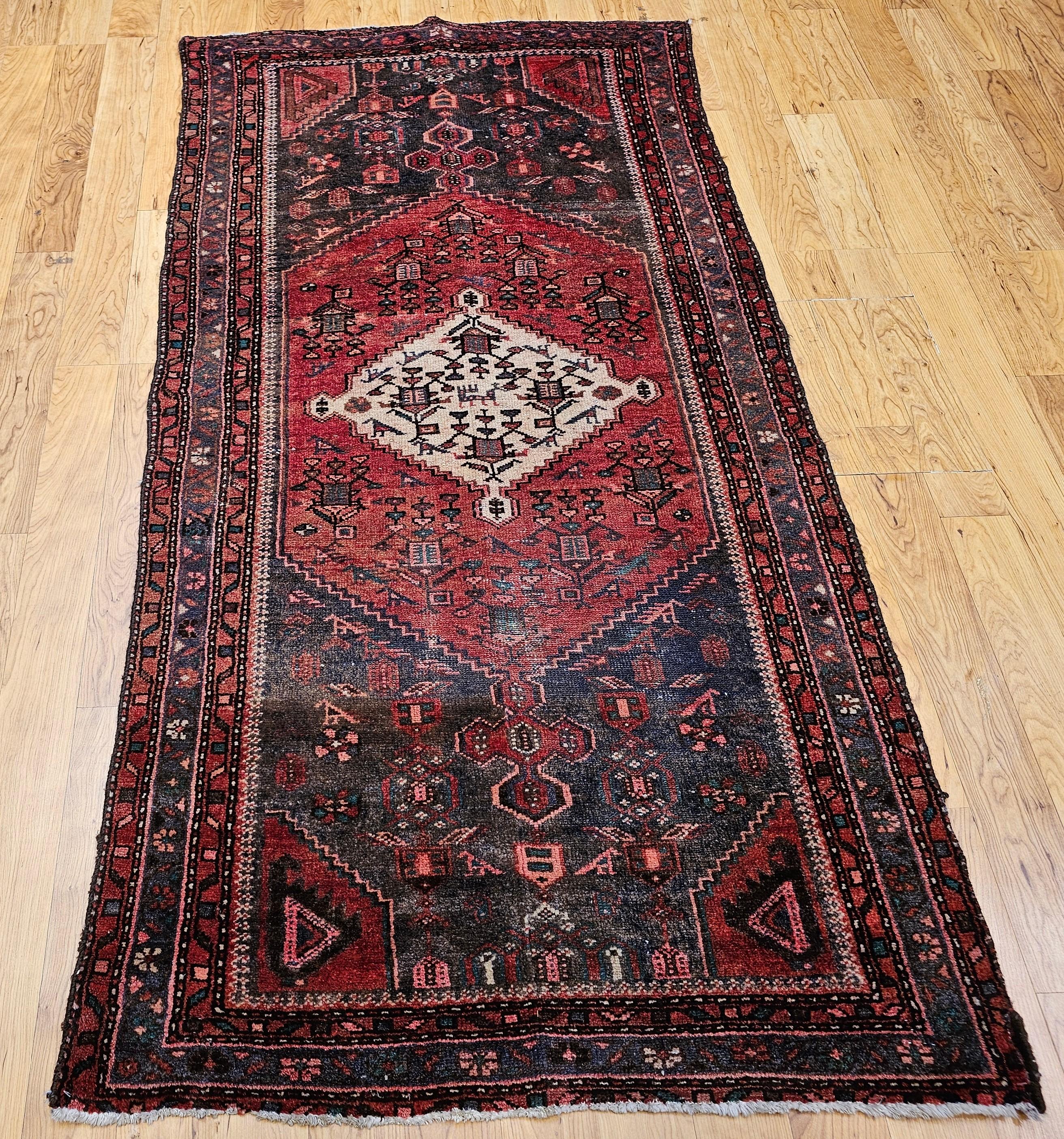 Altpersischer Hamadan-Teppich (Pflanzlich gefärbt) im Angebot