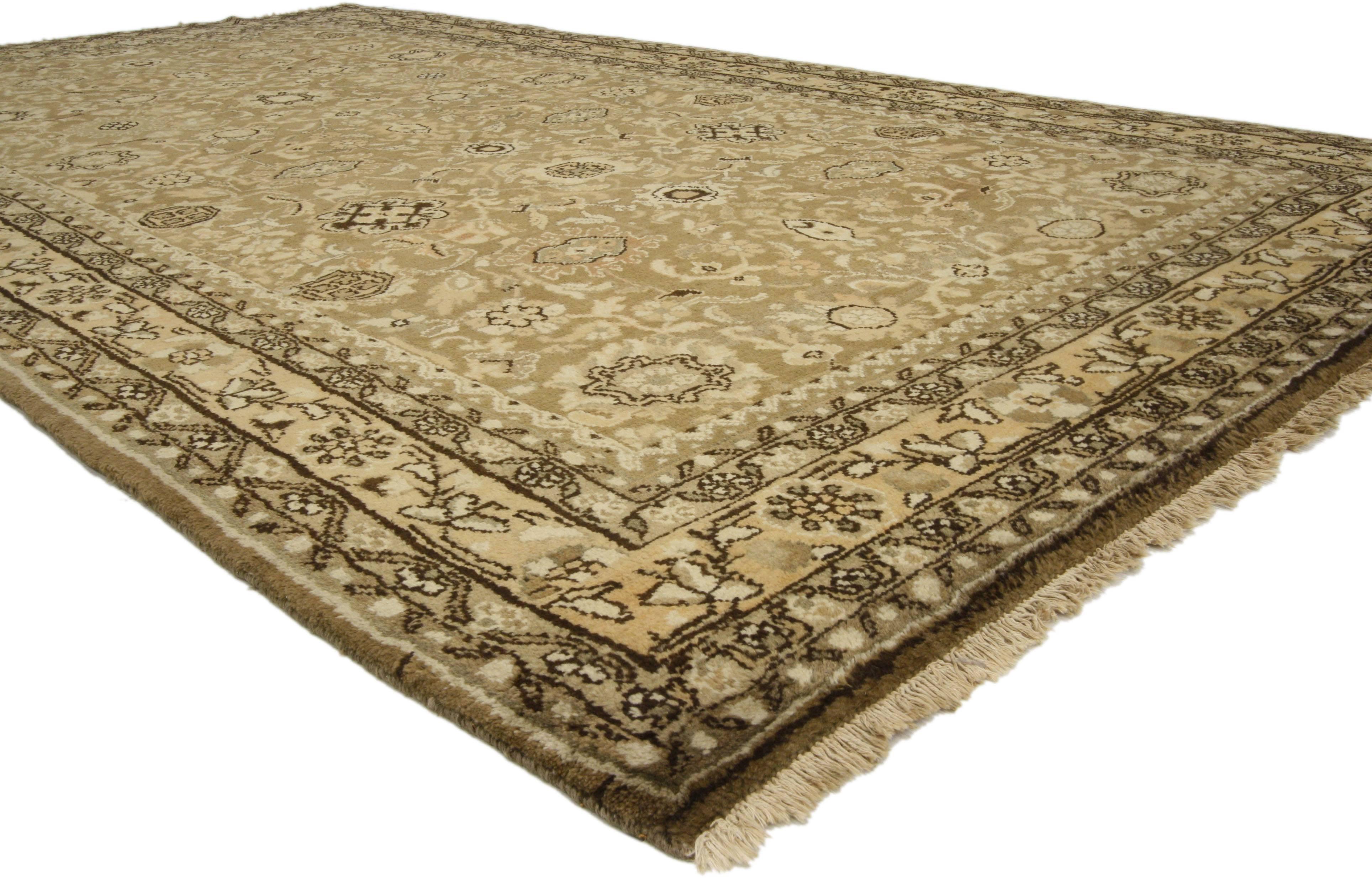 76186, vintage Persian Hamadan gallery rug with warm, neutral colors. This hand knotted wool antique-washed vintage Persian Hamadan gallery rug features an all-over arabesque floral pattern on an abrashed field. Large palmettes, scrolling vines,