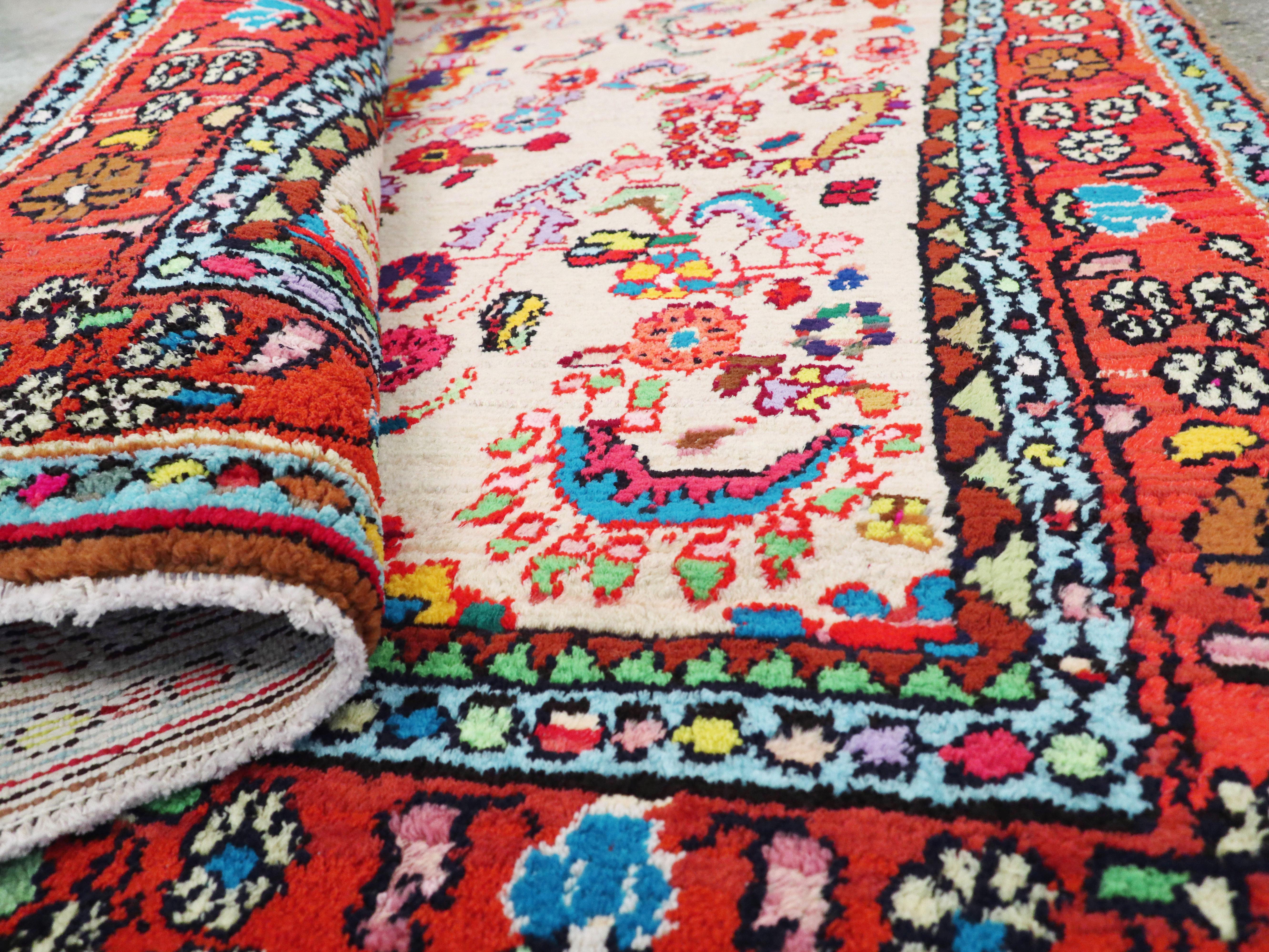 Vintage Persian Hamadan Rug For Sale 1