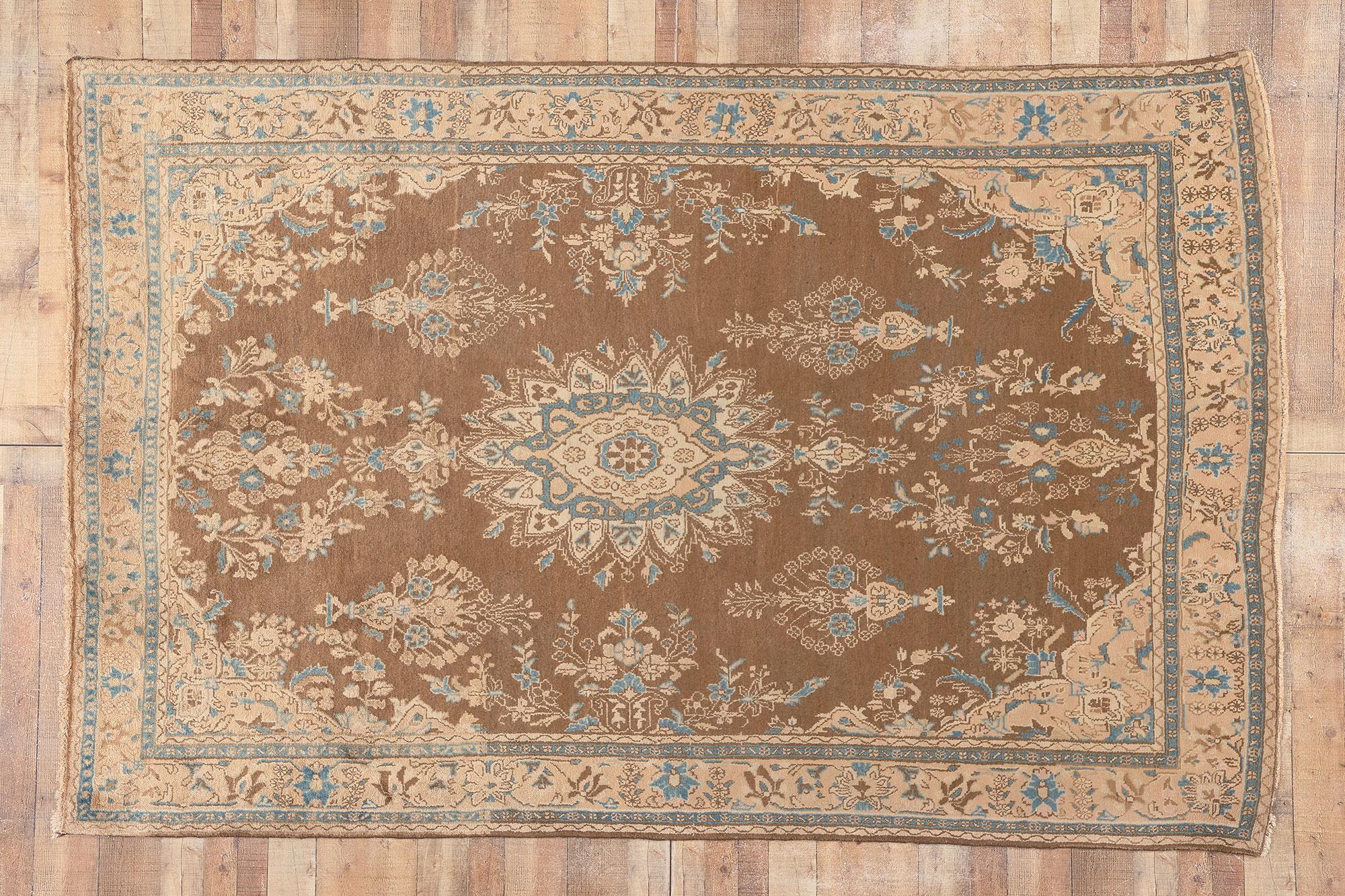 Vintage Persian Hamadan Sarouk Rug, Classic Elegance Meets Nostalgic Charm For Sale 2