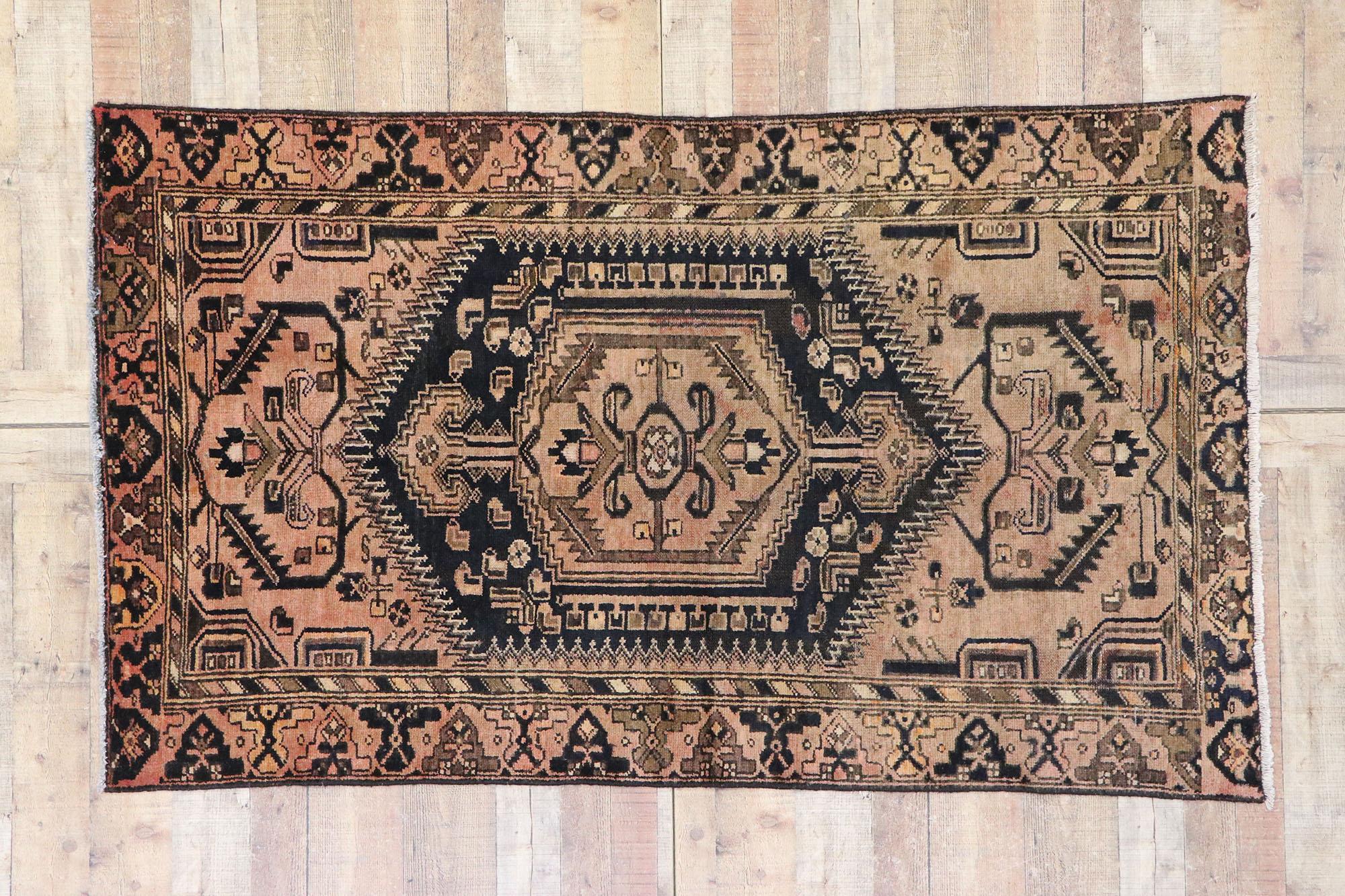 Persischer Hamadan-Teppich im modernen Stammesstil, moderner Stil im Angebot 1