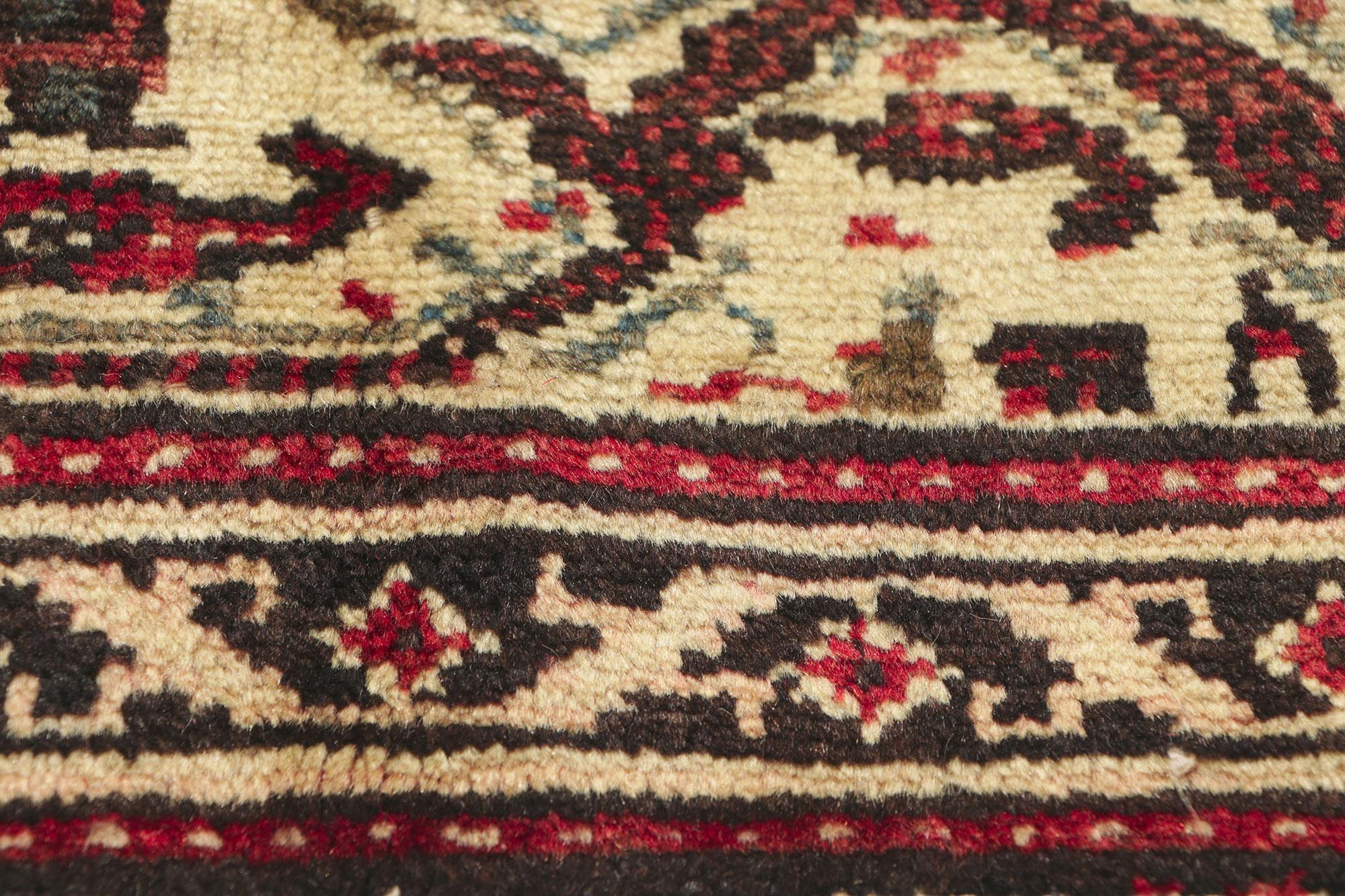 Annodato a mano Tappeto persiano vintage Hamadan con stile rustico e di lusso in vendita