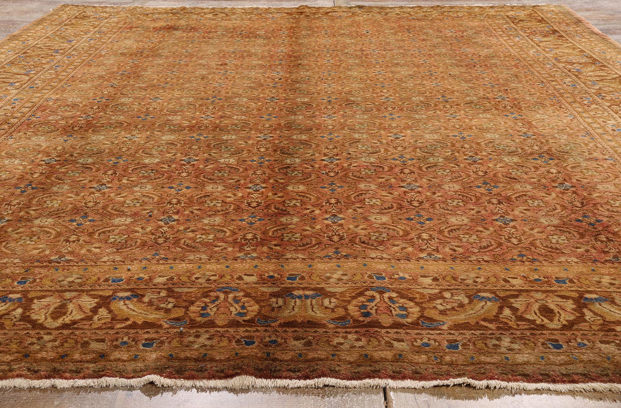 Persischer Hamadan-Teppich im viktorianischen Stil mit warmen und neutralen Farben im Zustand „Gut“ im Angebot in Dallas, TX