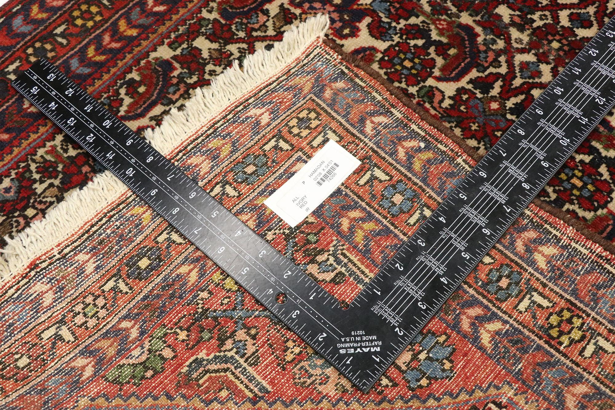 Vintage Persian Hamadan Scatter Rug with Traditional English Style In Good Condition For Sale In Dallas, TX